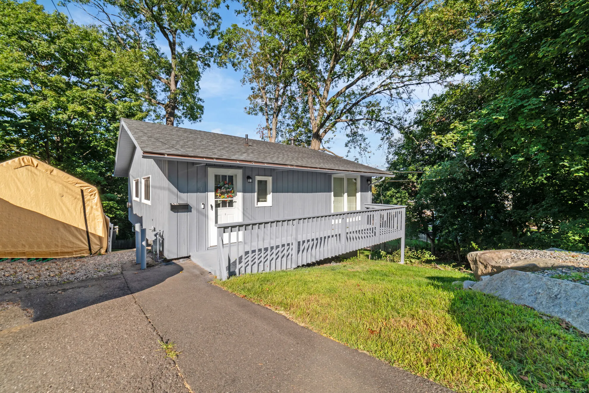 43 Manners Avenue, Naugatuck