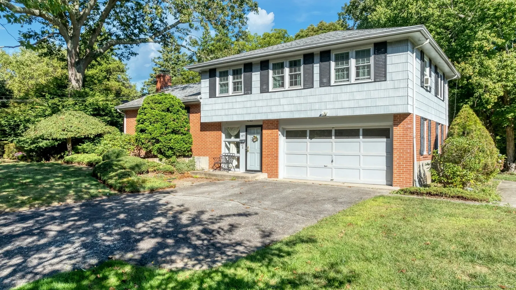 222 Tyler Avenue, Groton