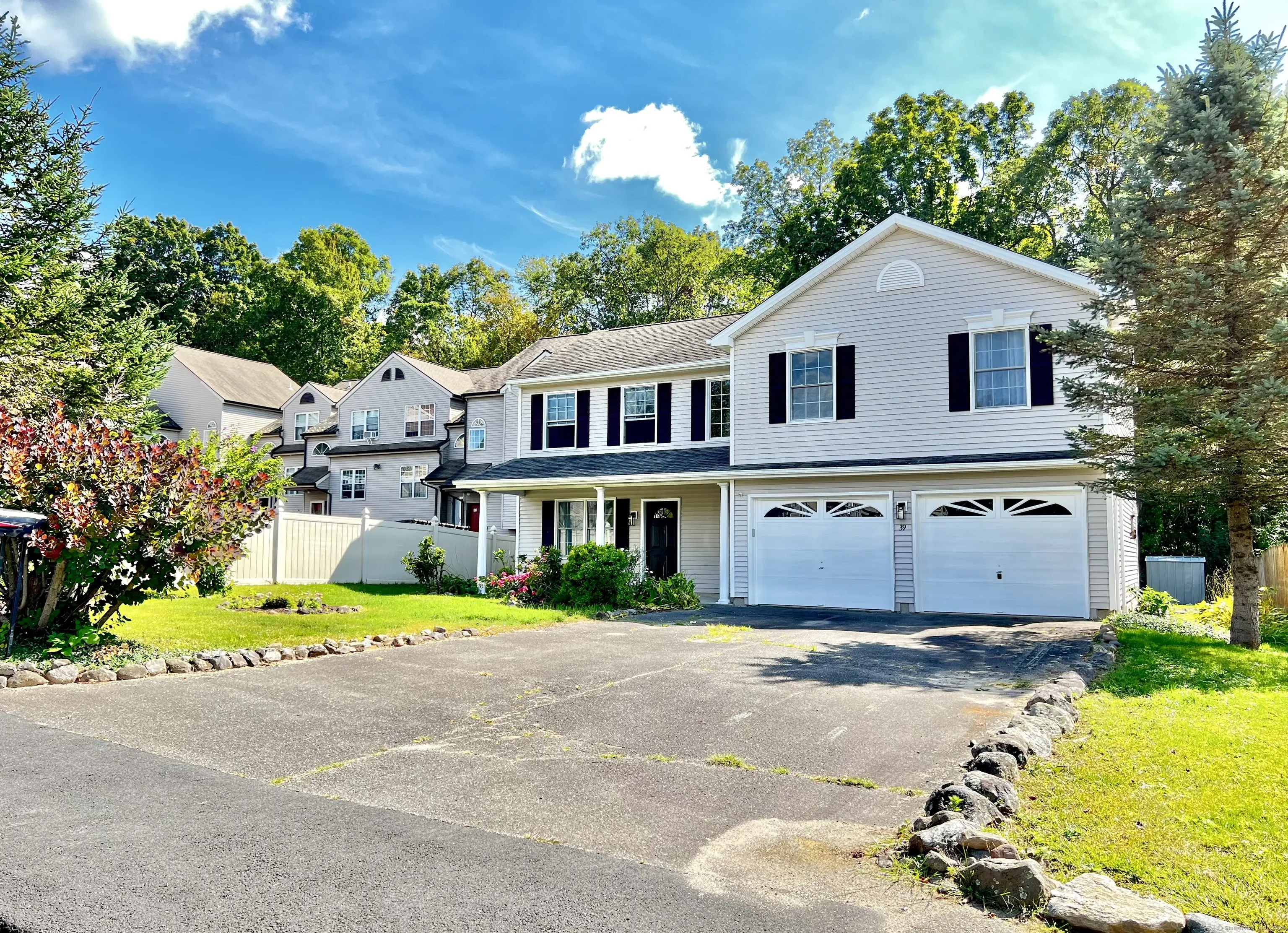 39 Taft Point, Waterbury