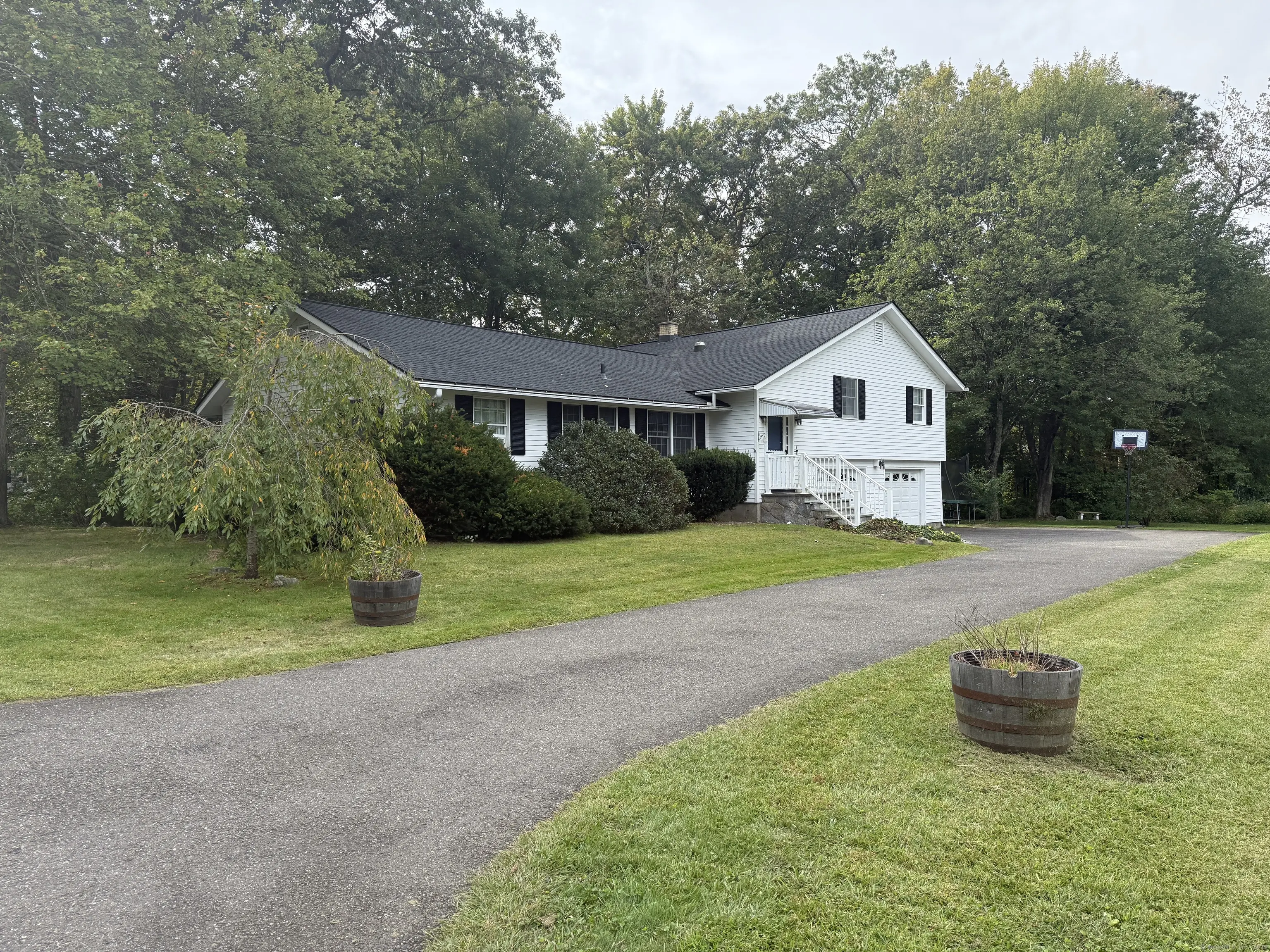 56 Wedgewood Drive, Naugatuck