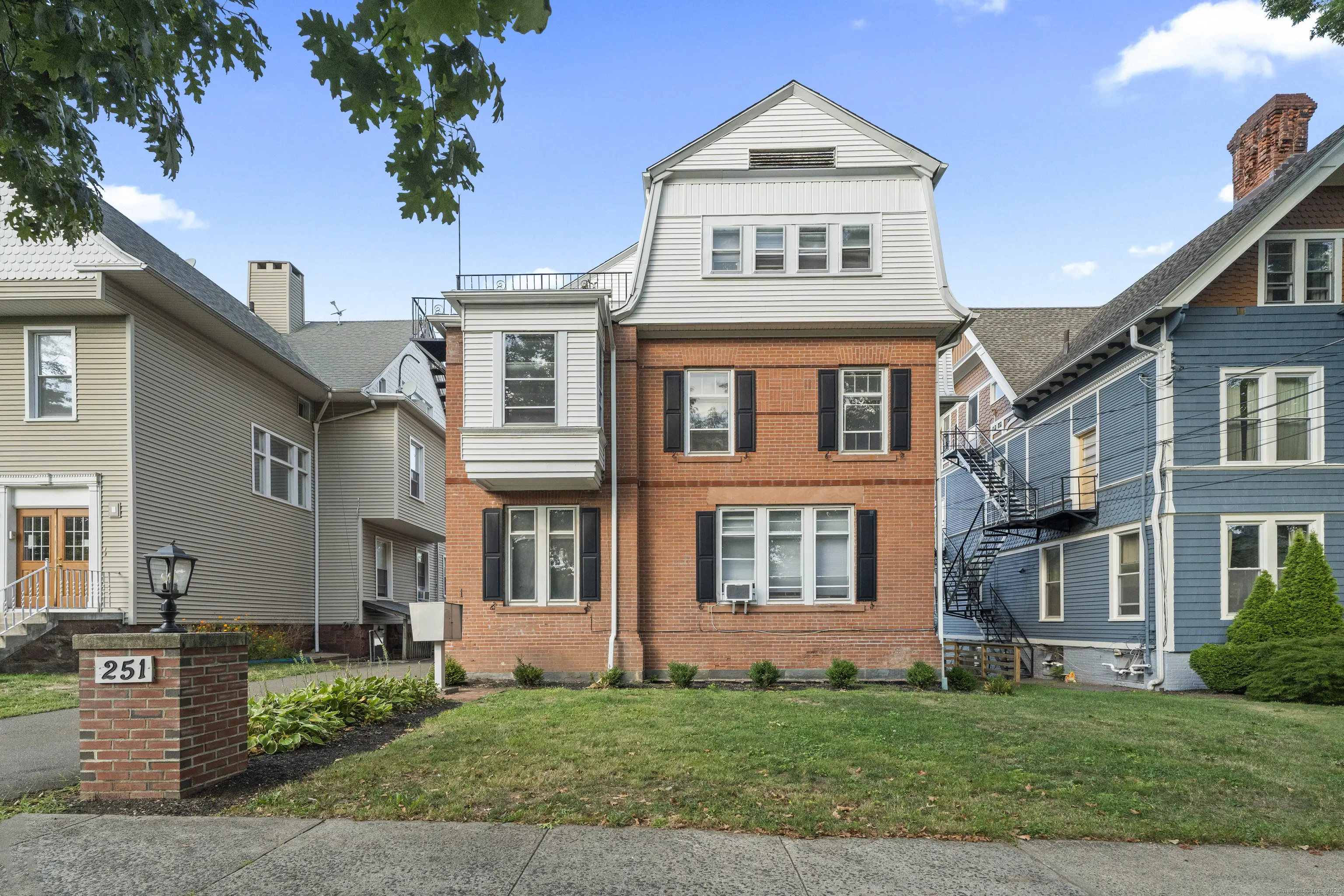 251 Lawrence Street, New Haven