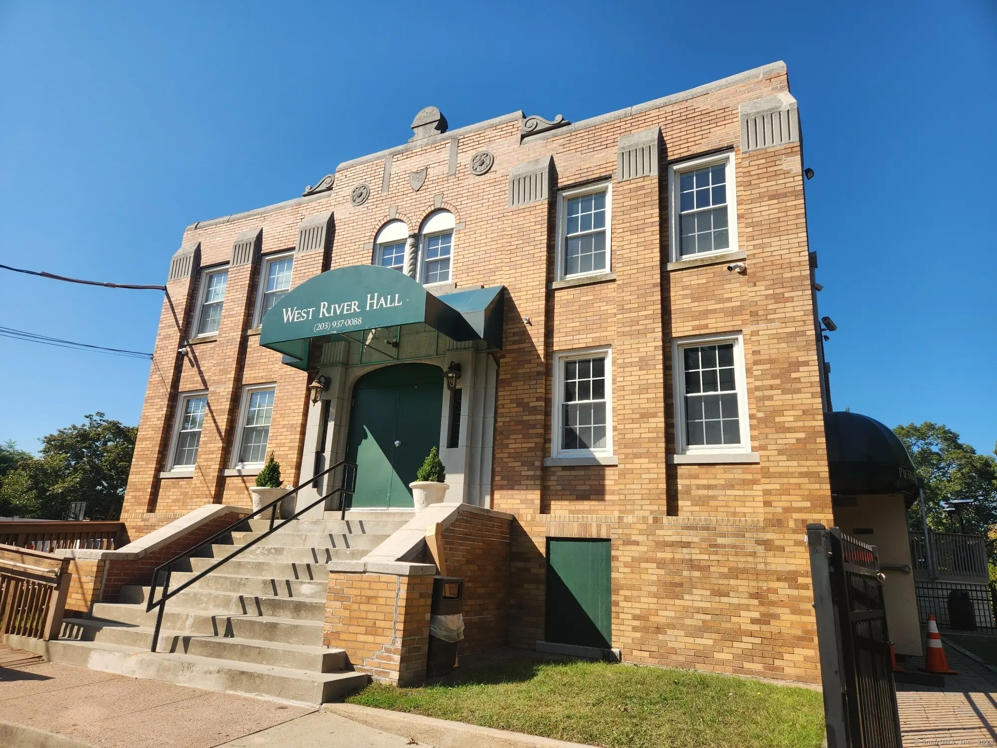 37 Orlando Street, West Haven