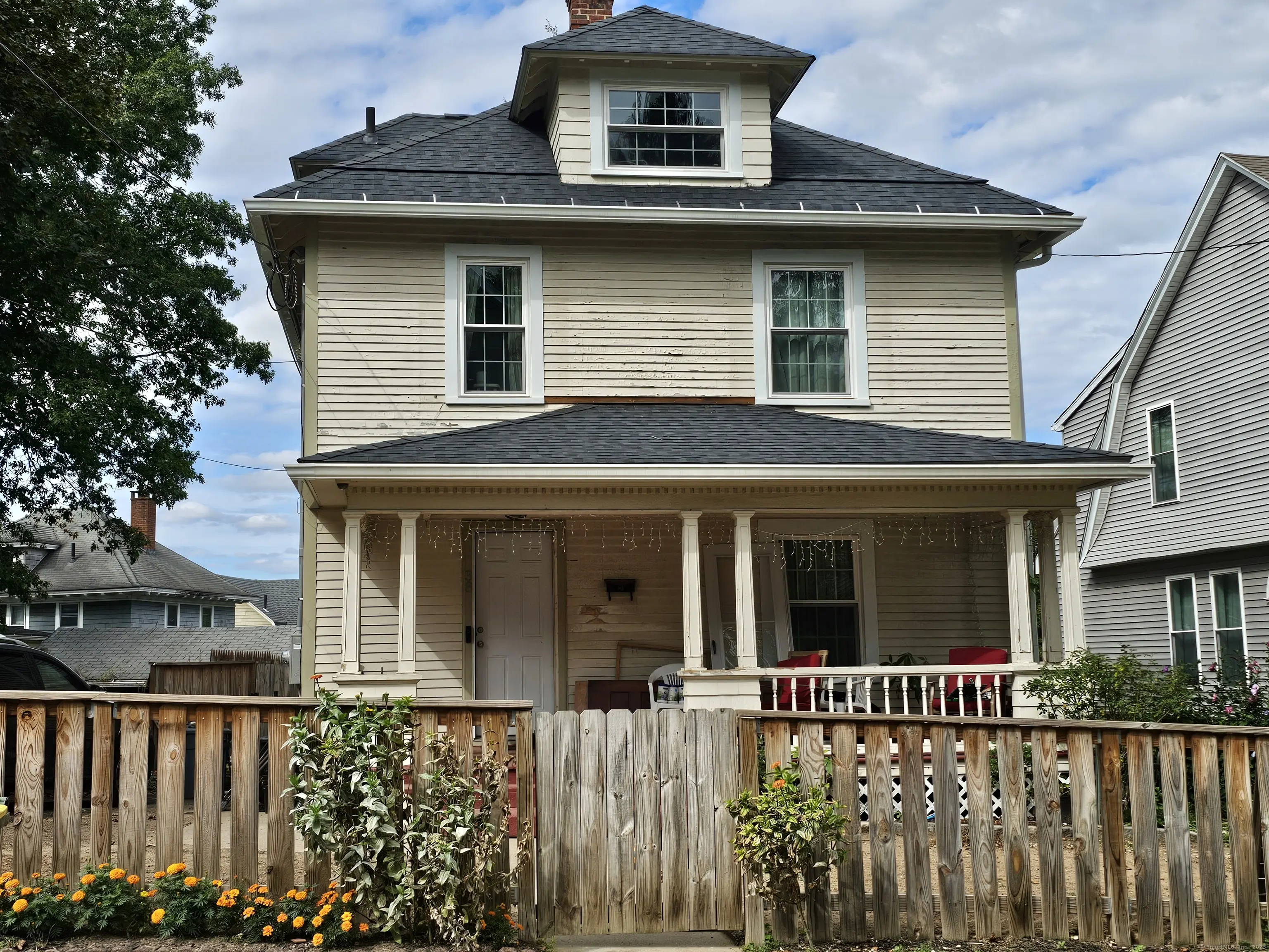 38 Maynard Avenue, Waterbury