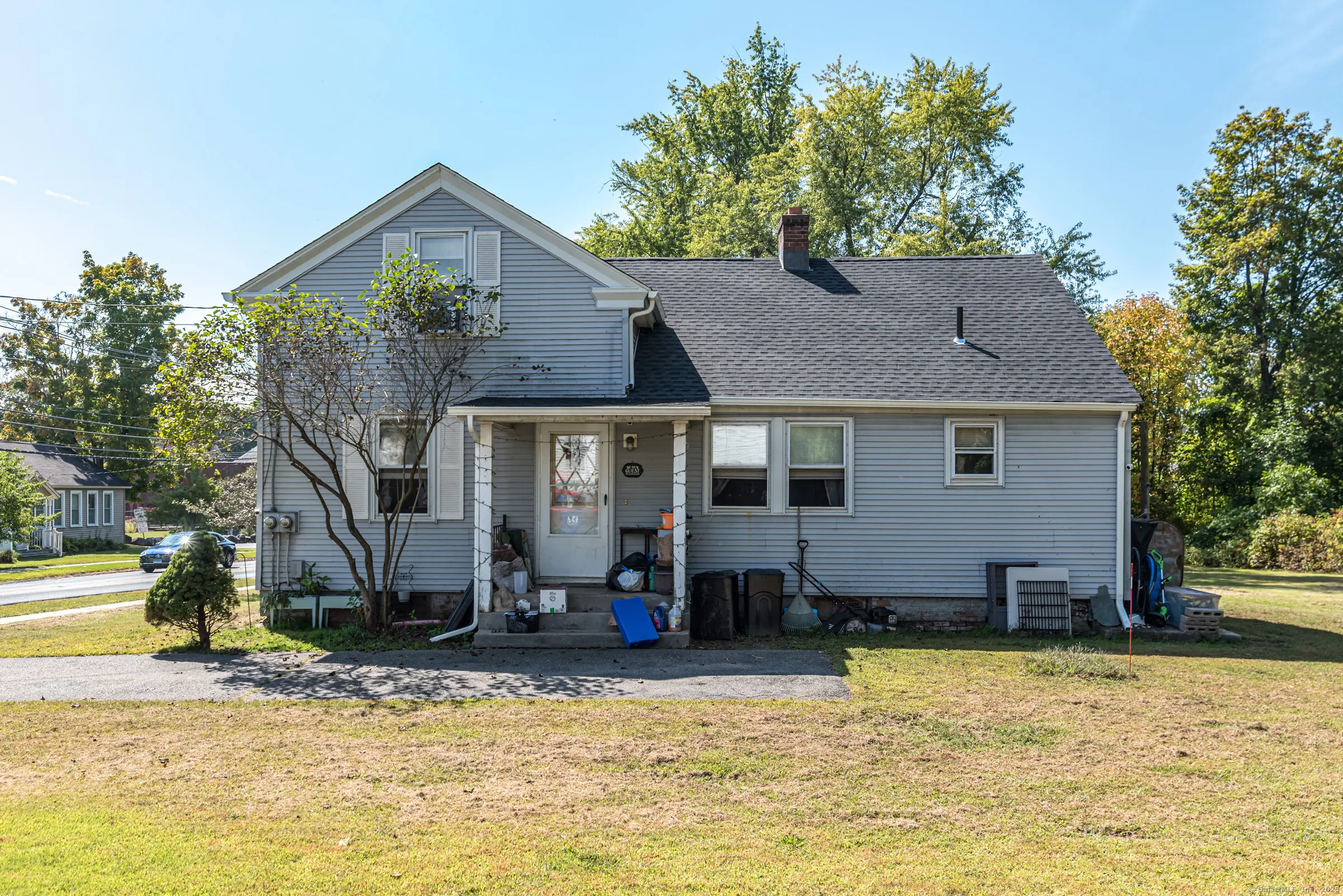 52 School Street, Somers