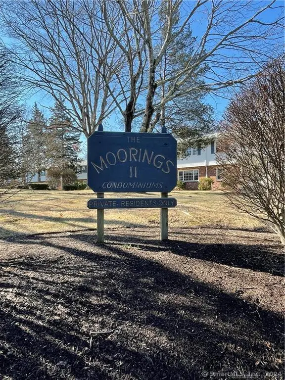 23 College Street Apt 5, Clinton