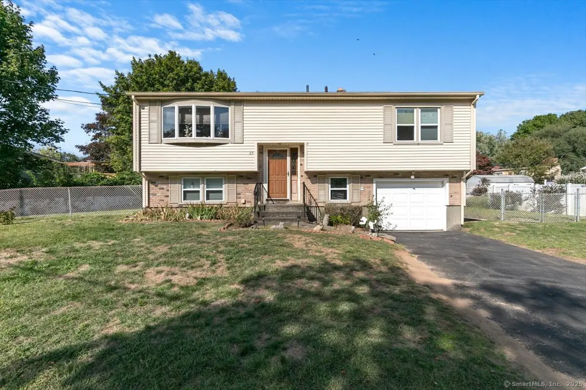 25 Belle Circle, West Haven