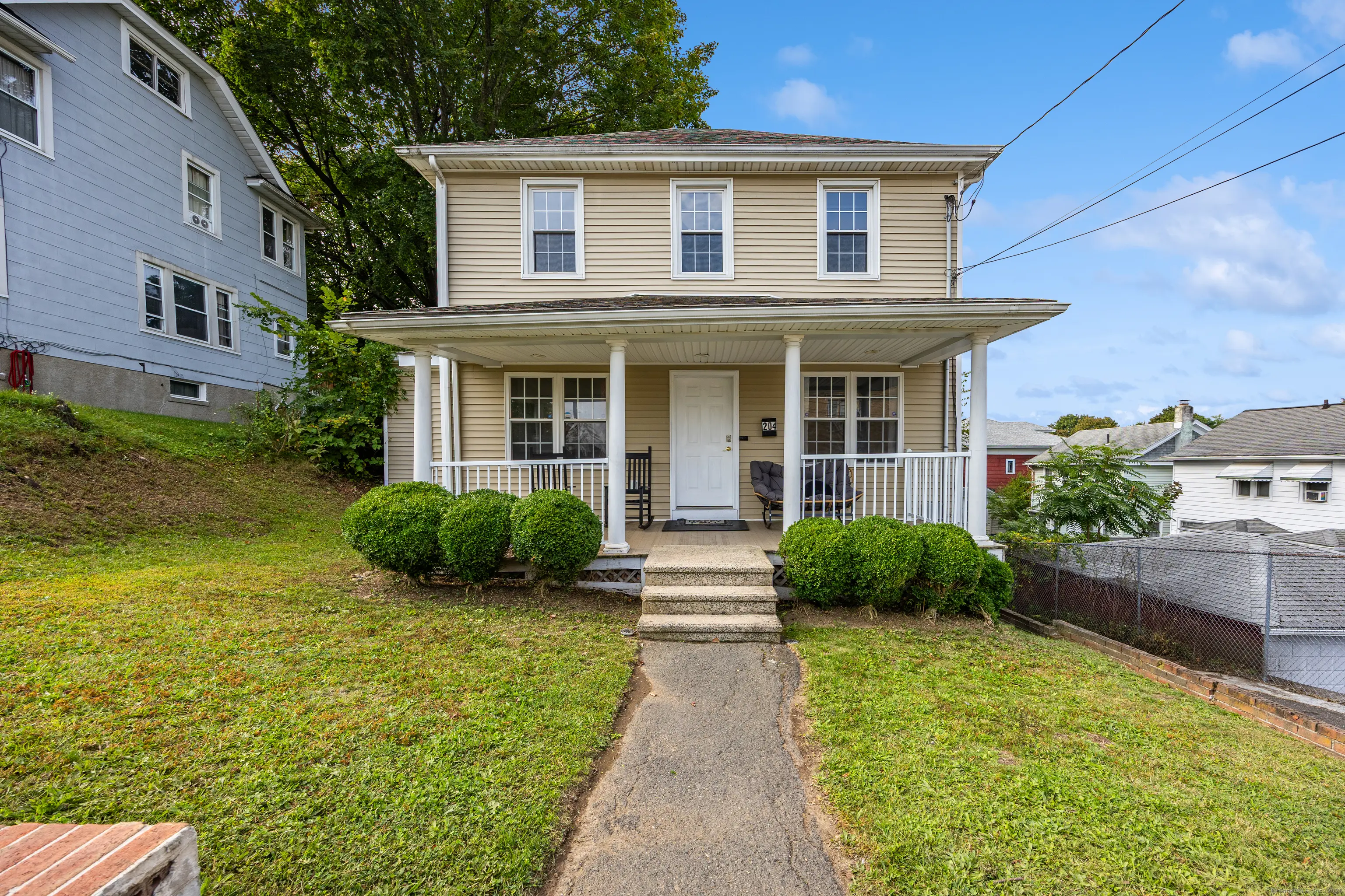 204 Elliott Avenue, Waterbury