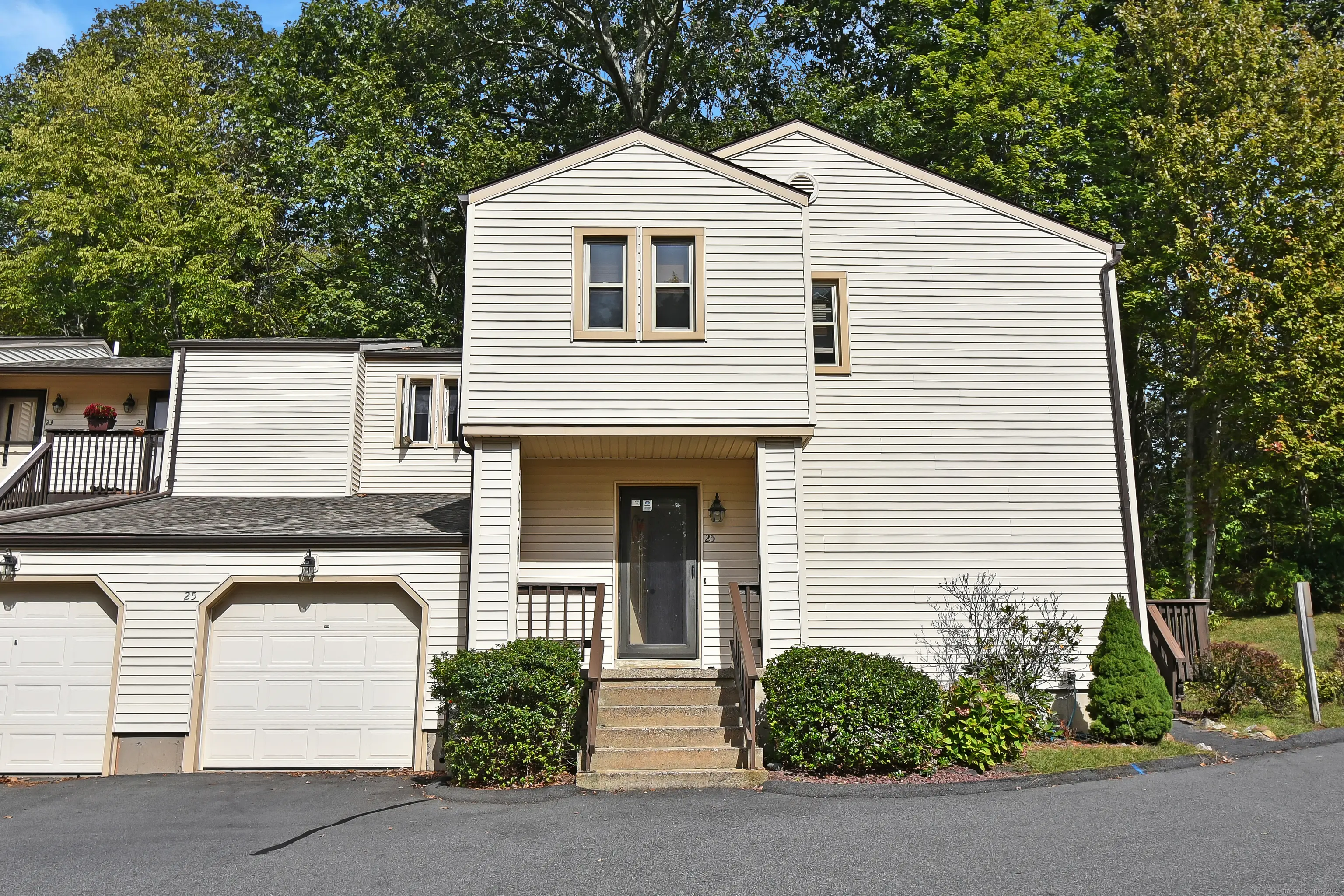 128 Lyman Road 25, Wolcott