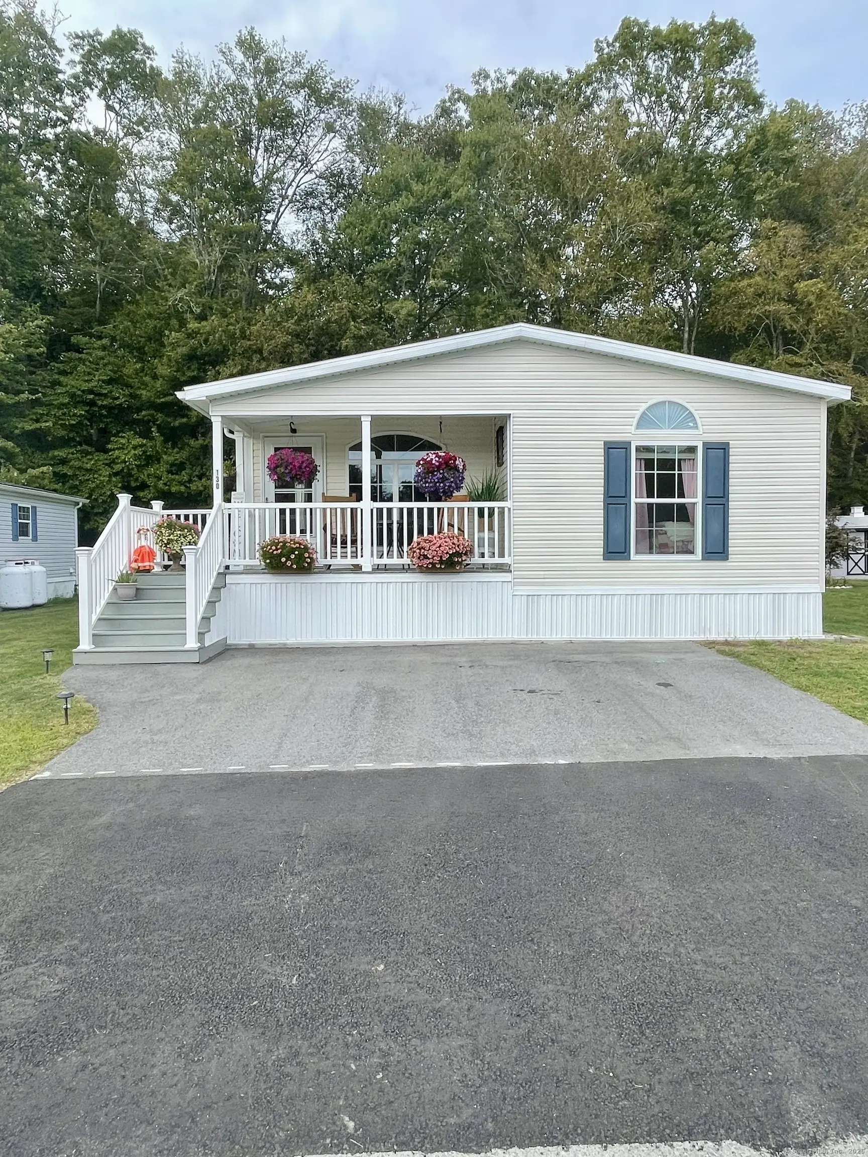 130 Stephen Drive, Stonington