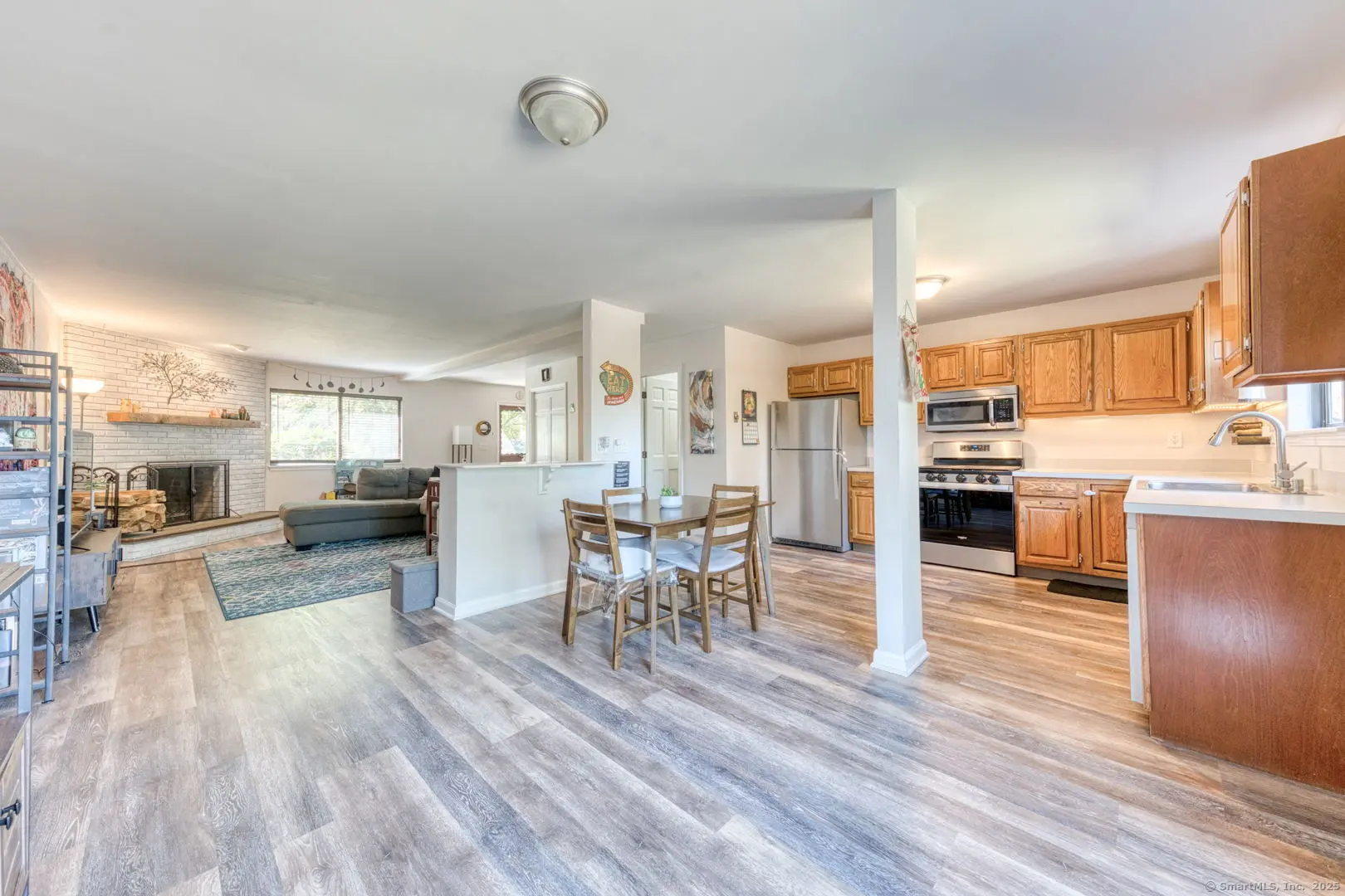35 Sherman Lane 35, Hamden