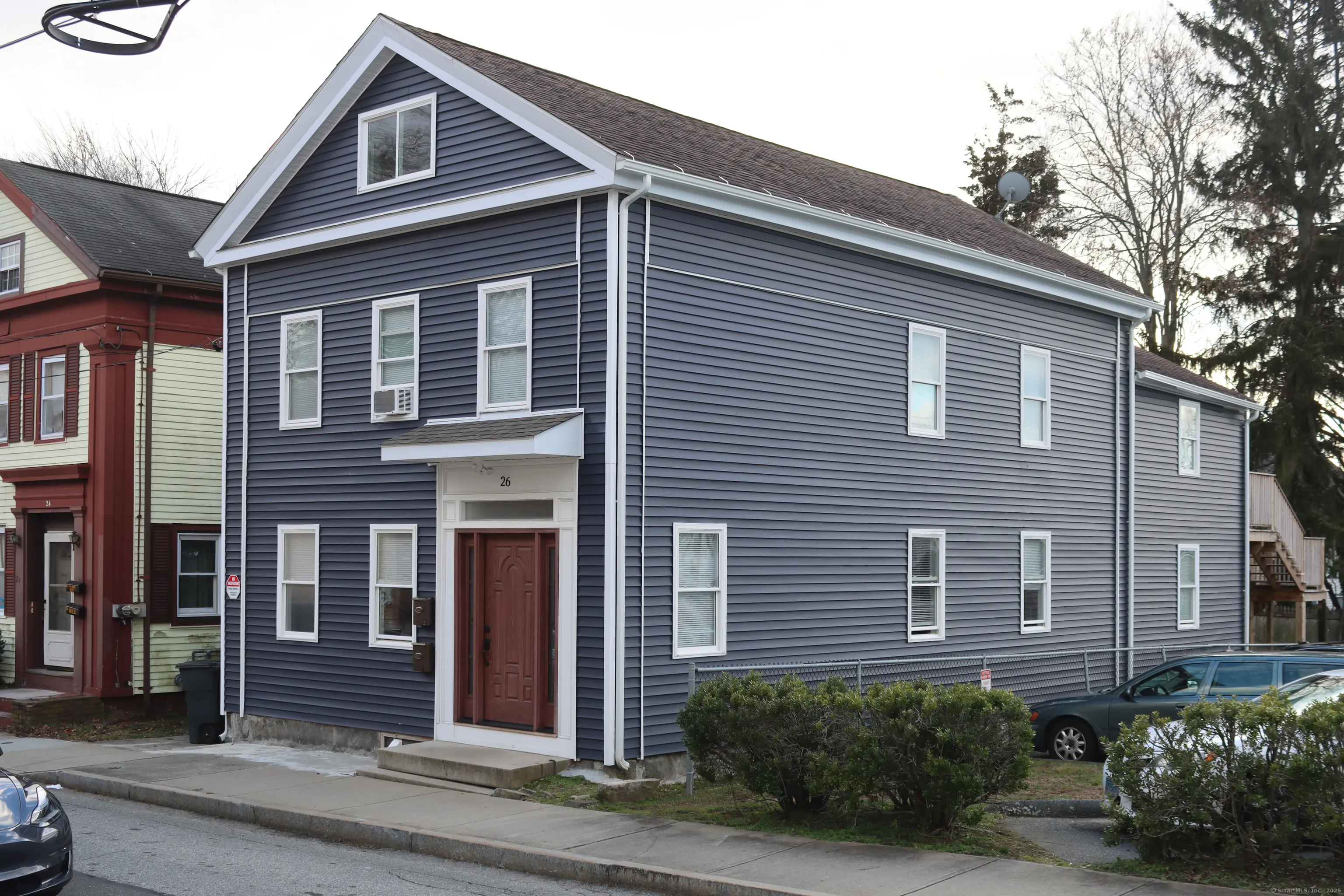 26 Brewer Street, New London