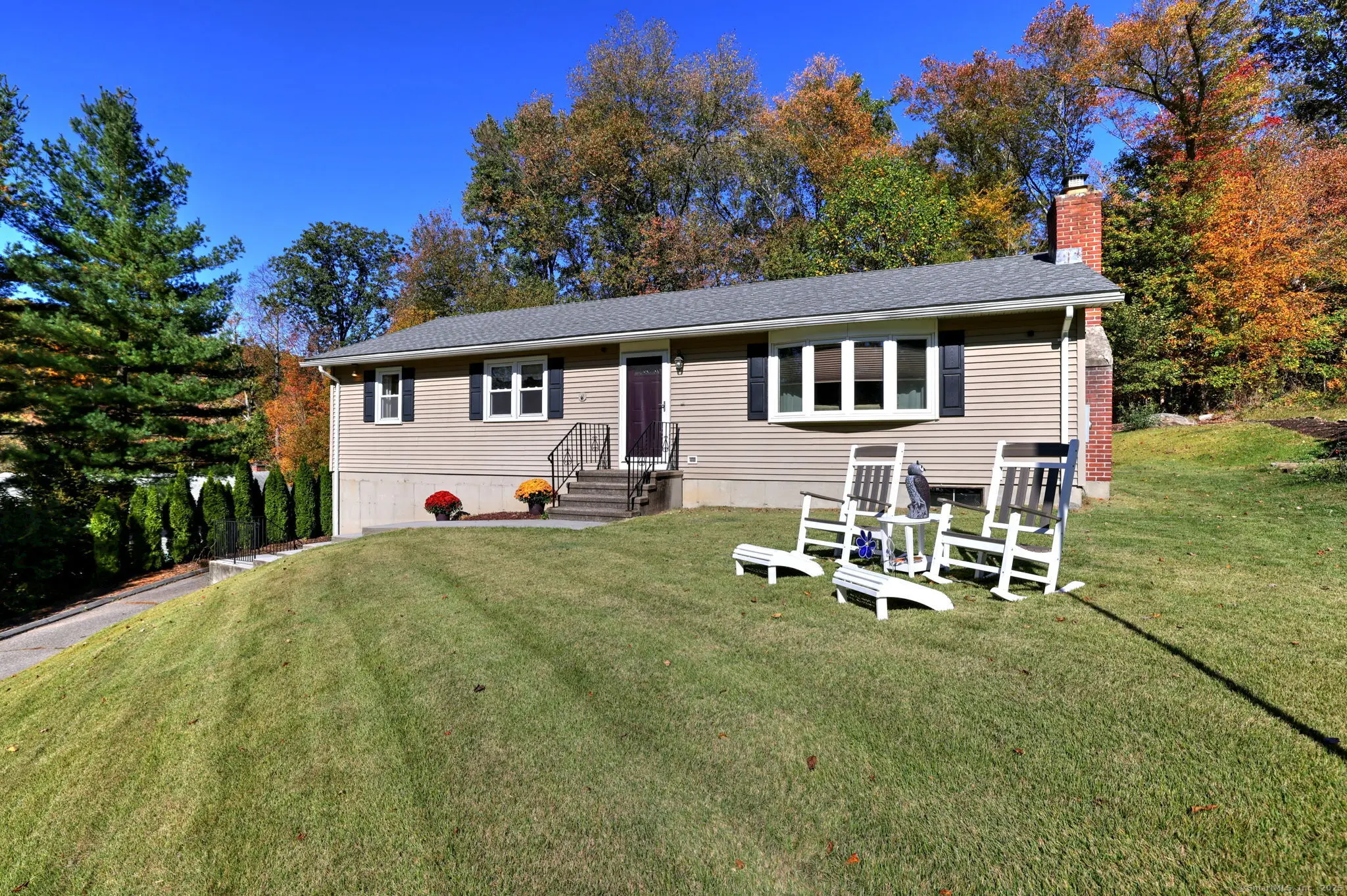 78 Hillside Drive, Beacon Falls
