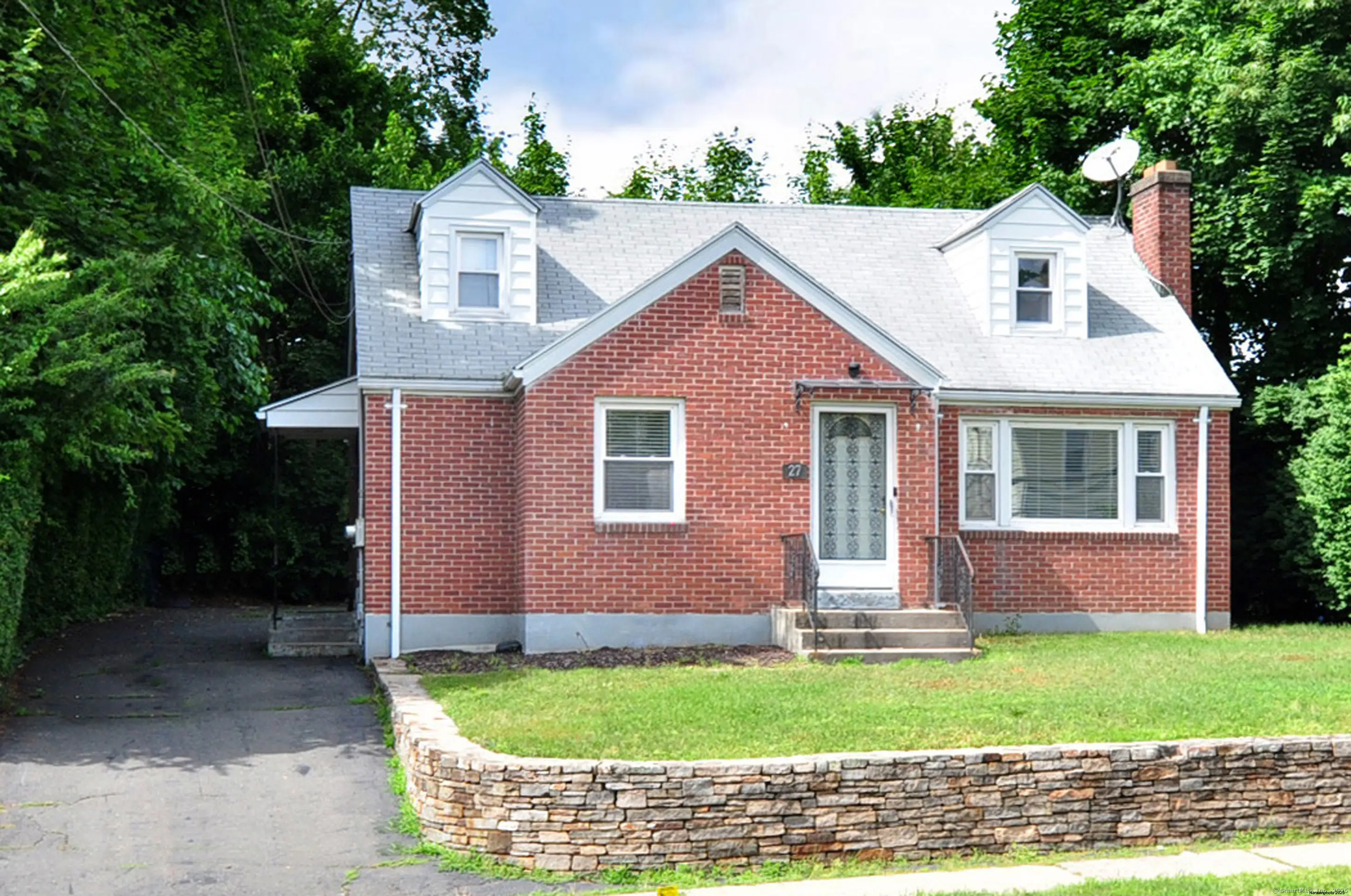 27 Brook Street, New Britain