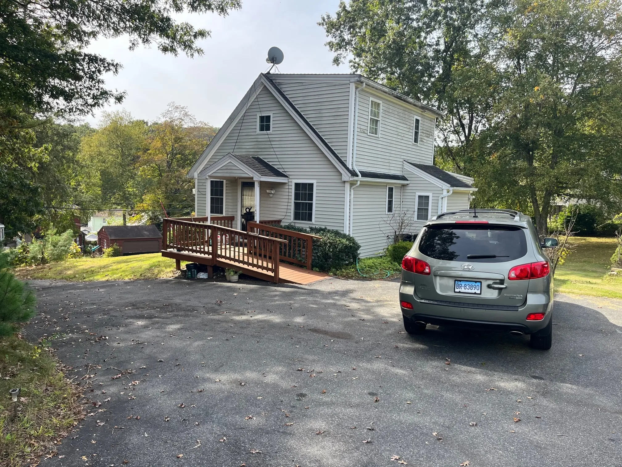 147 Oakdale Manor Road, Southbury