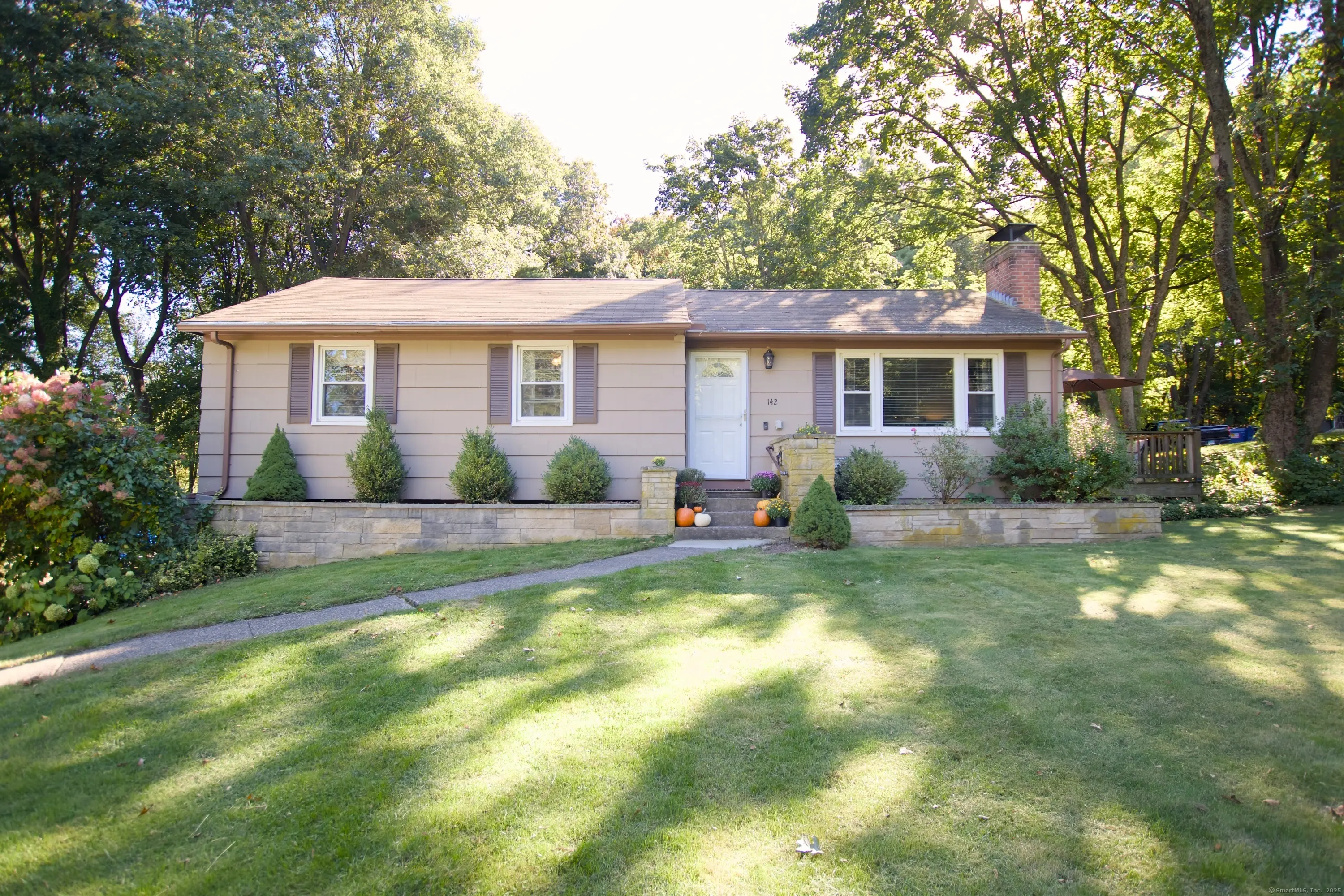 142 Thorpe Avenue, Meriden