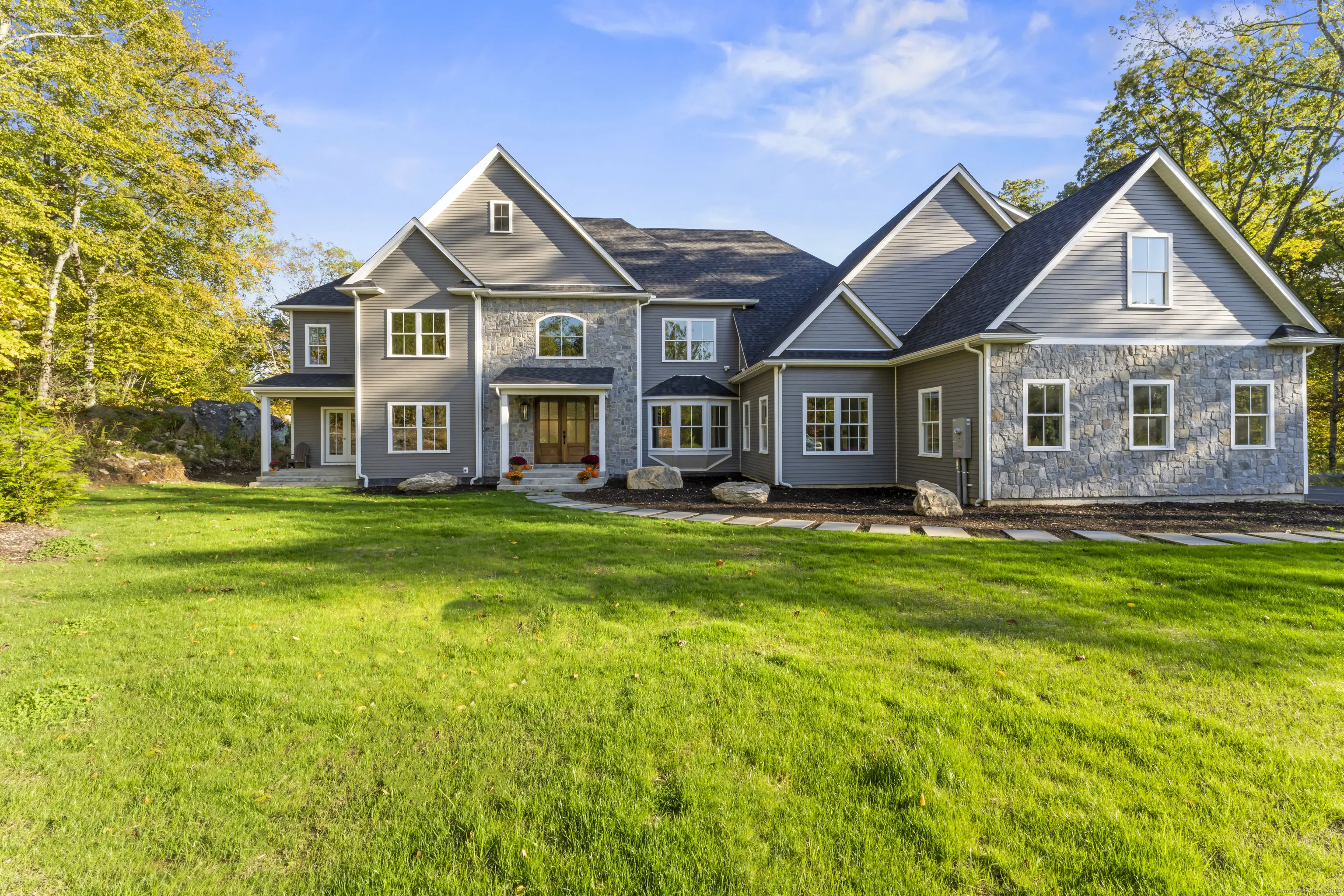 5 Vona Way, Newtown