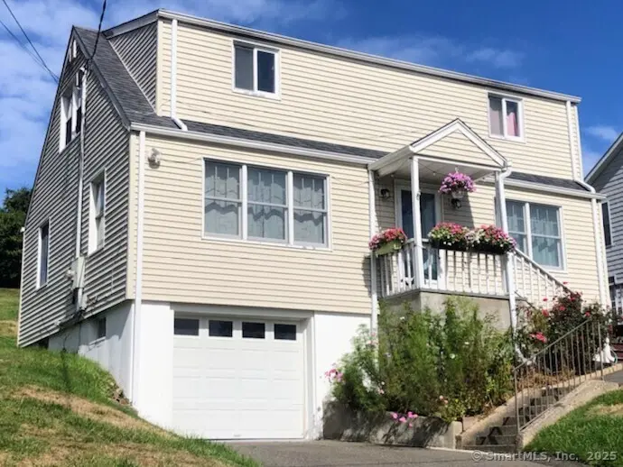 53 Hilltop Drive, Fairfield