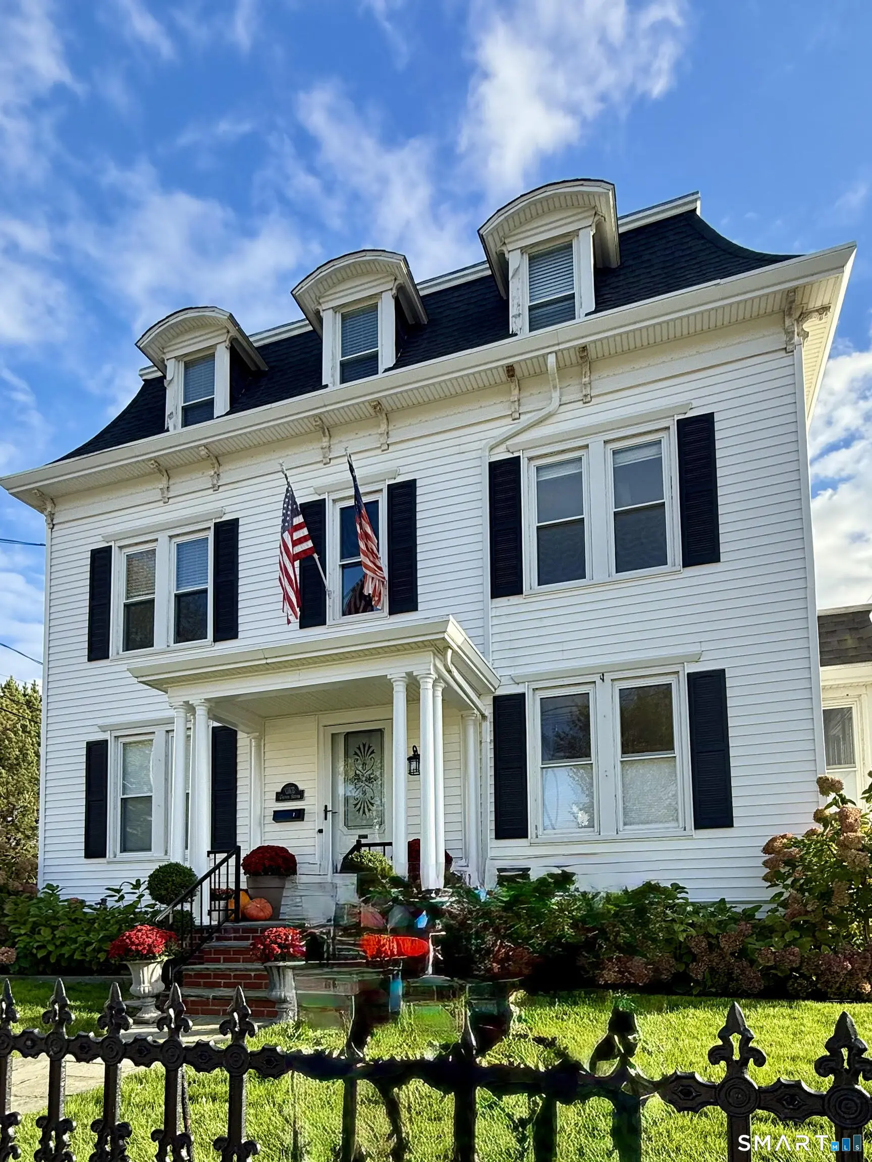 1 Cannon Square, Stonington