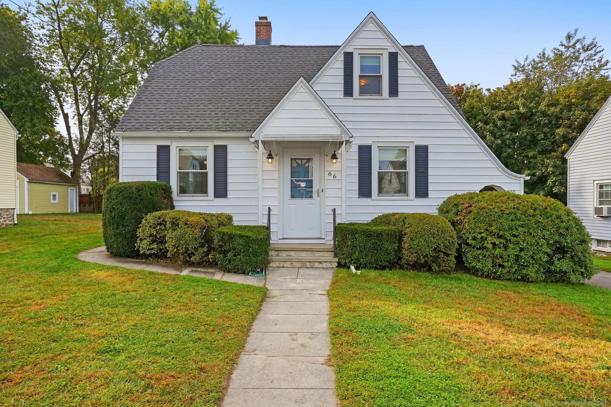 66 Hinsdale Avenue, Waterbury