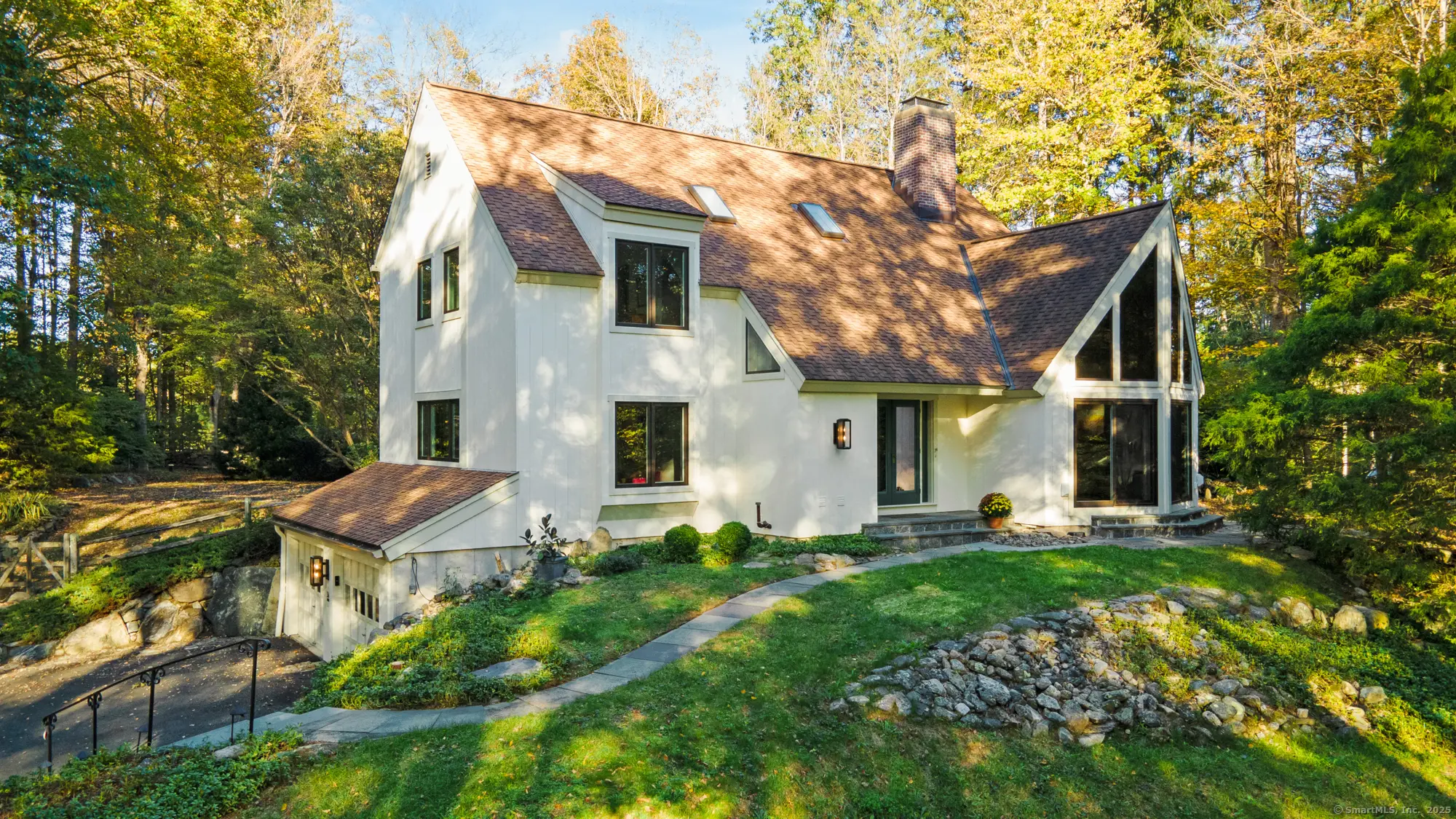 34 Echo Valley Road, Newtown