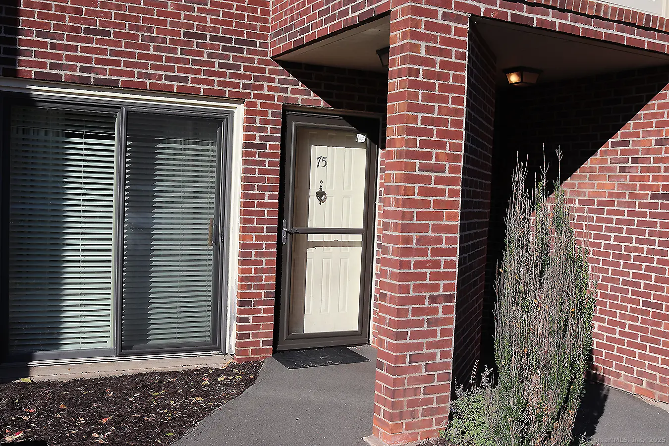 279 Redstone Hill Road Apt 75, Bristol