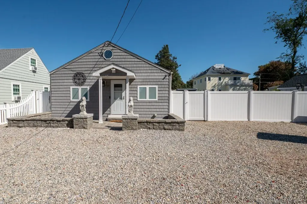 12 Bellaire Drive, Old Saybrook