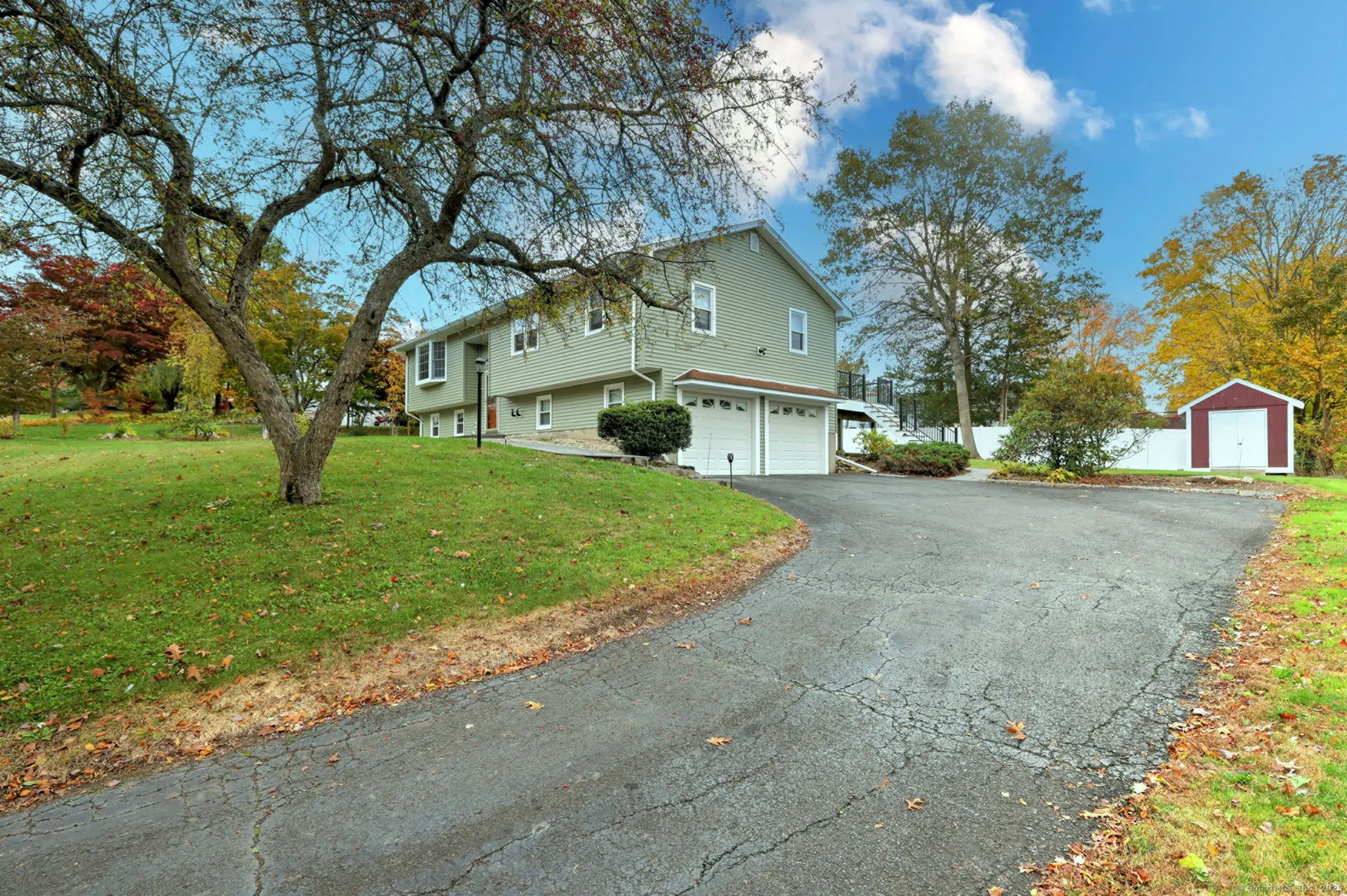 77 Laurie Lane, Beacon Falls