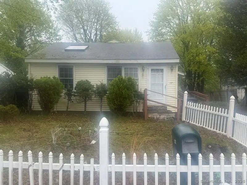 22 Marie Street, New Haven