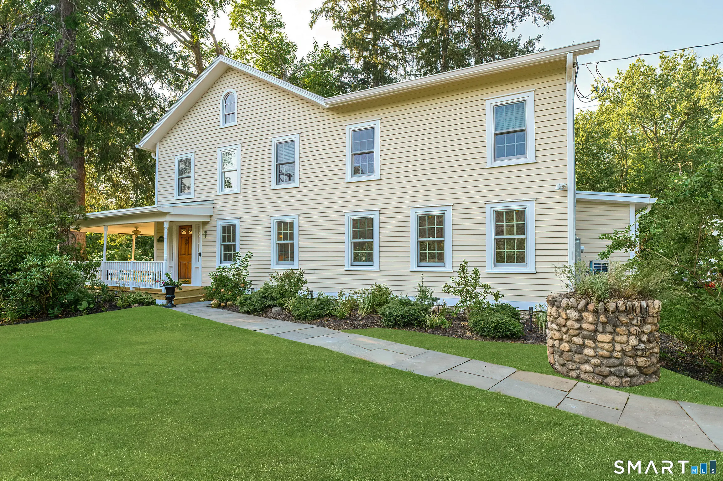 12 Gerdes Road, New Canaan
