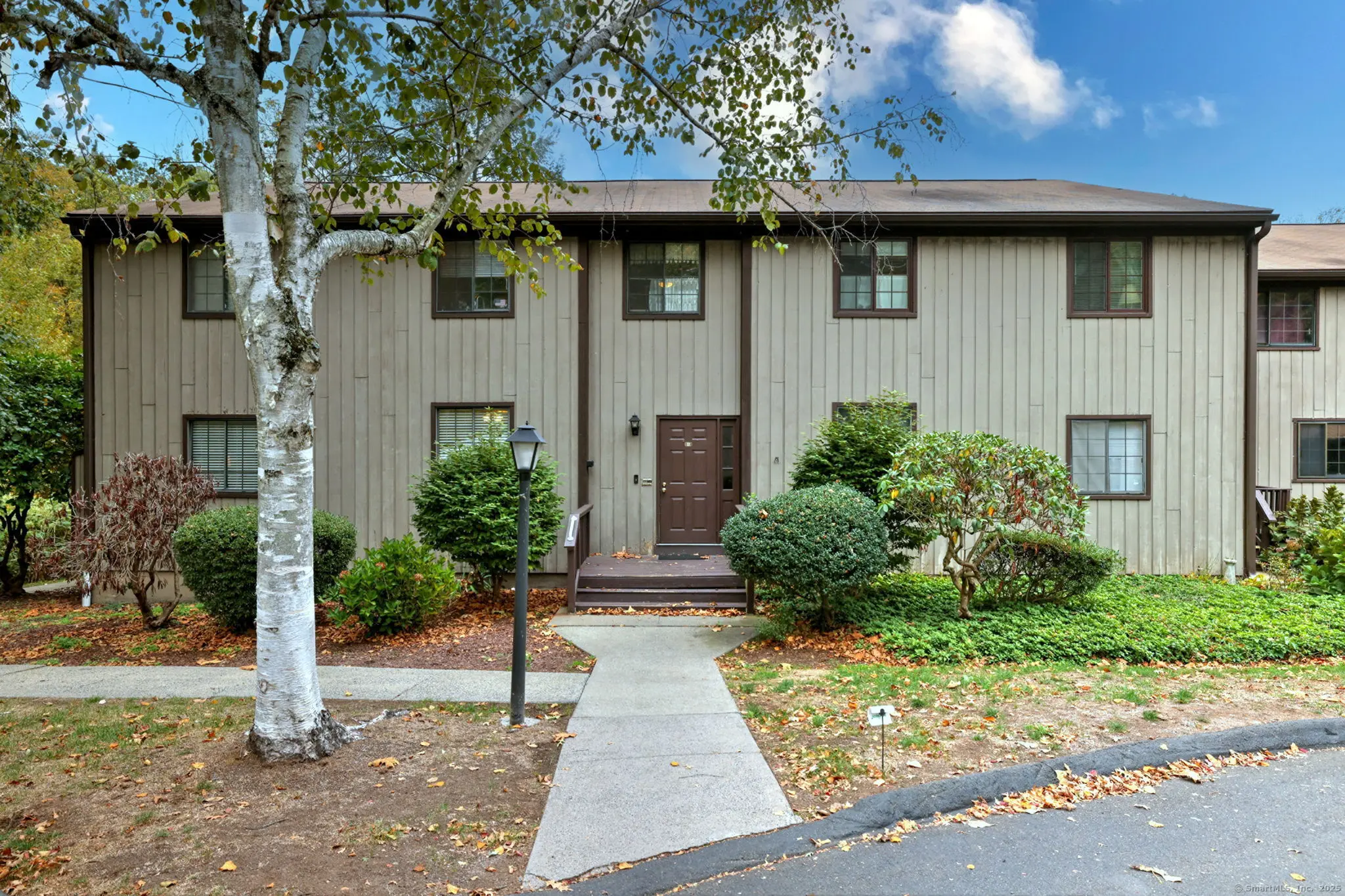 1 Pond Hollow Drive 1, Hamden