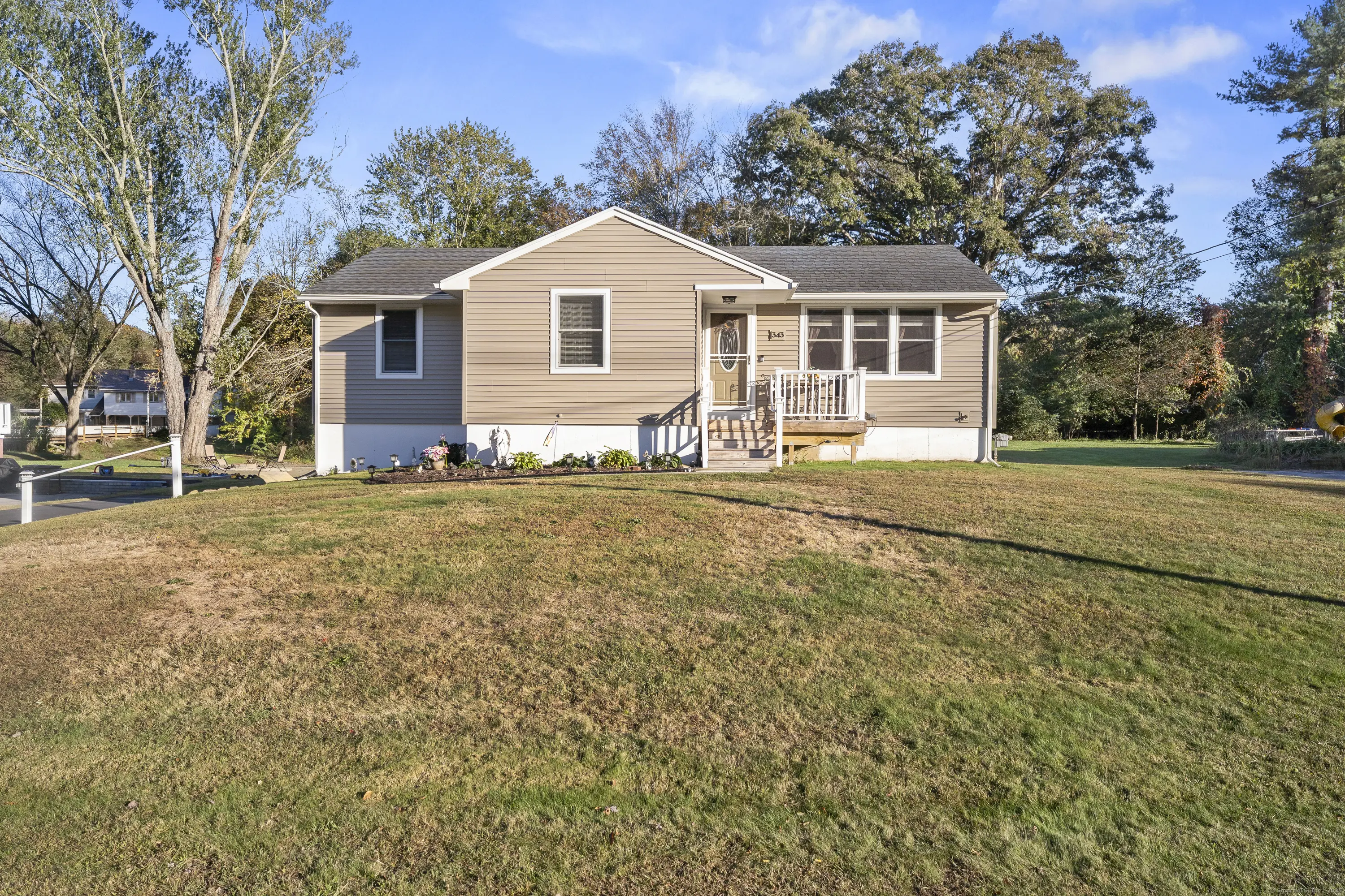 343 Canterbury Turnpike, Norwich