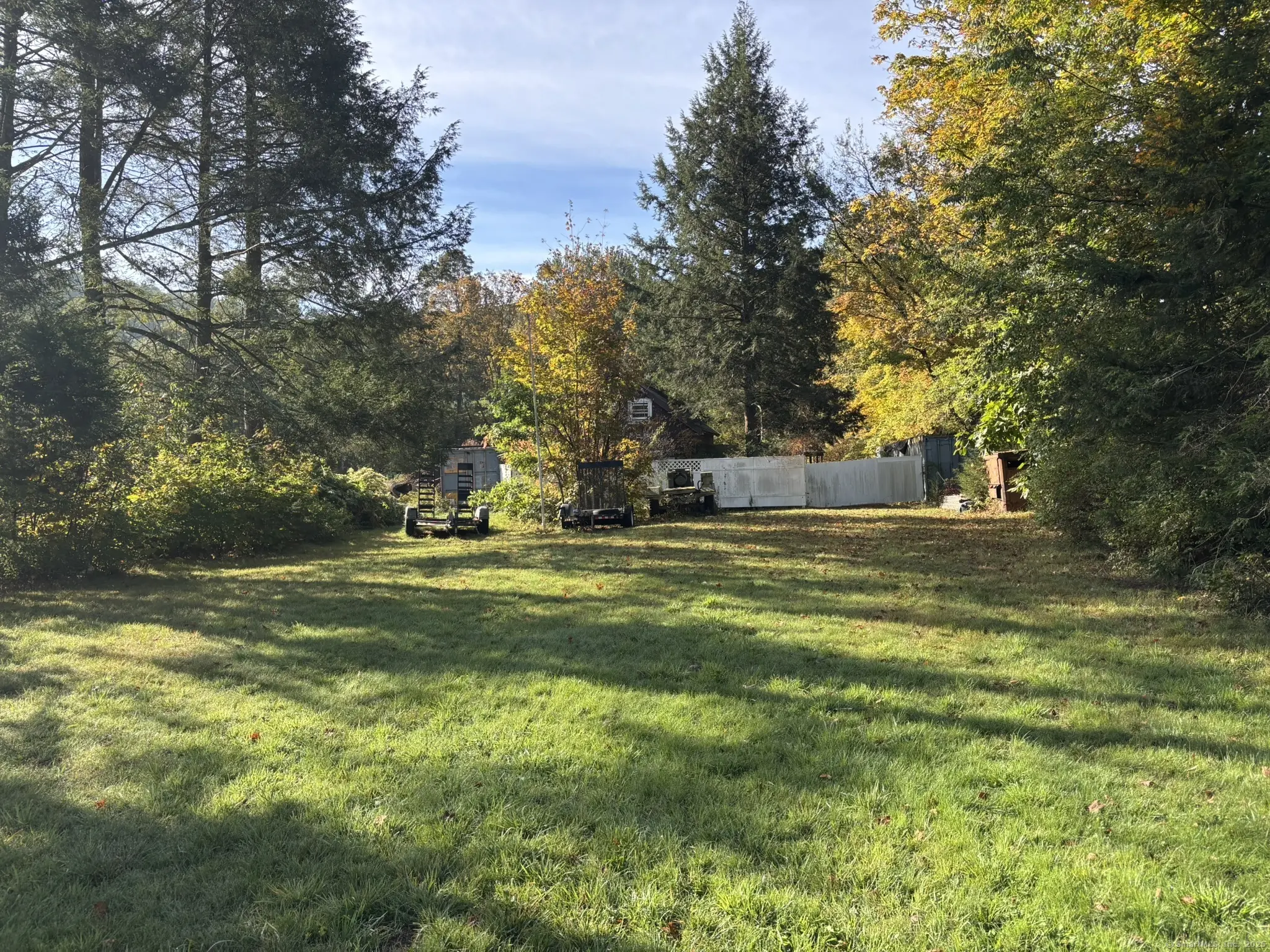 1405 New Haven Road, Naugatuck