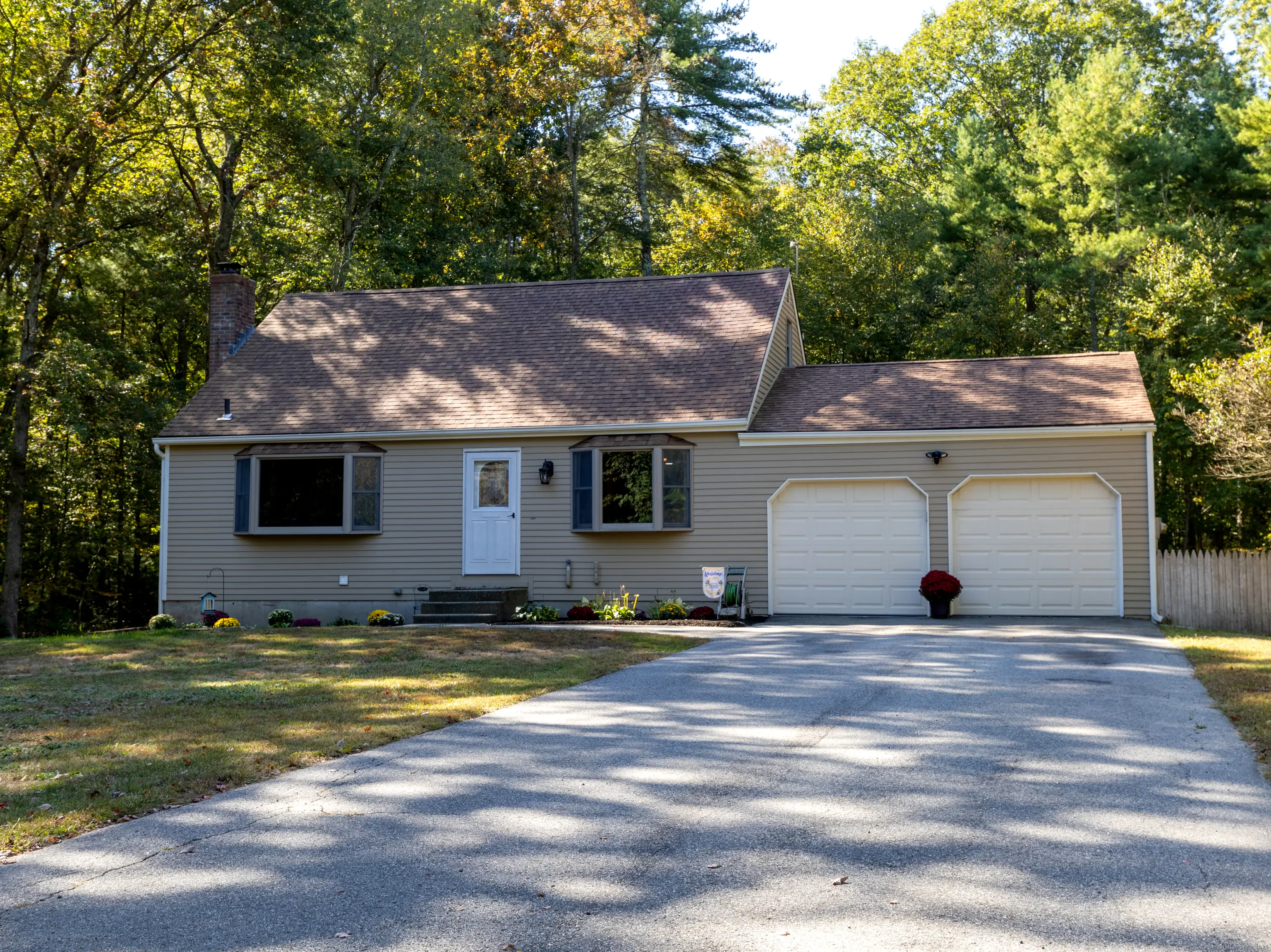 48 Quailcrest Road, East Lyme