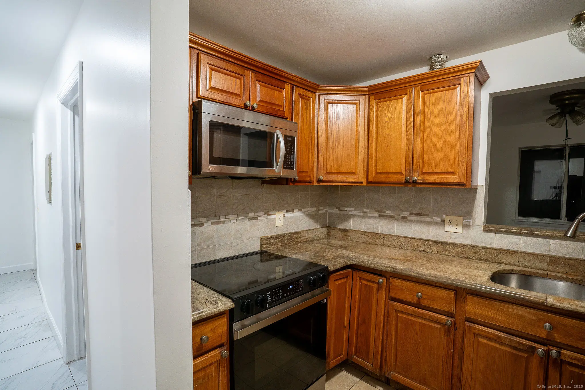 81 Coalpit Hill Road Apt B, Danbury