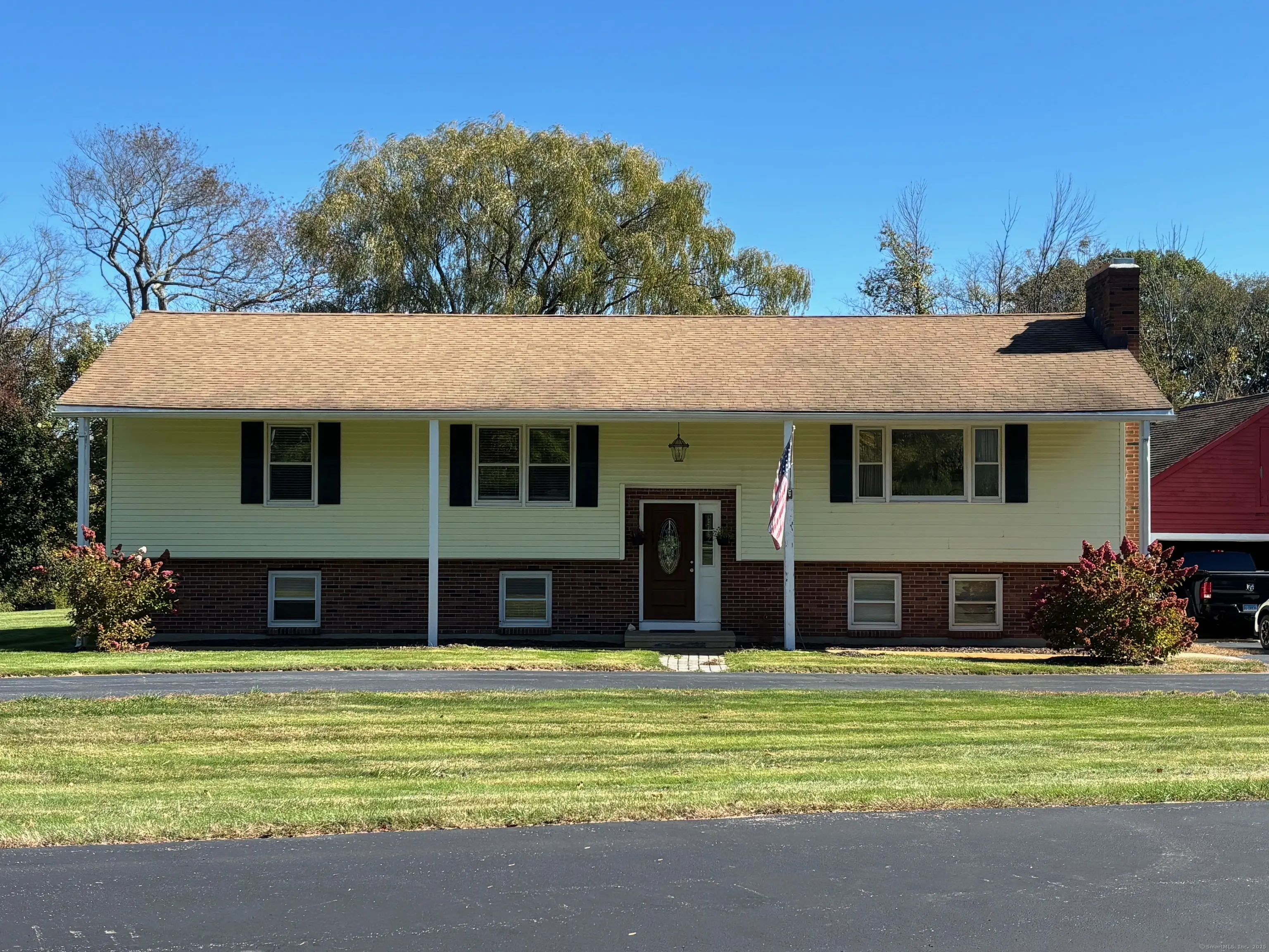 129 Pine Street, Columbia