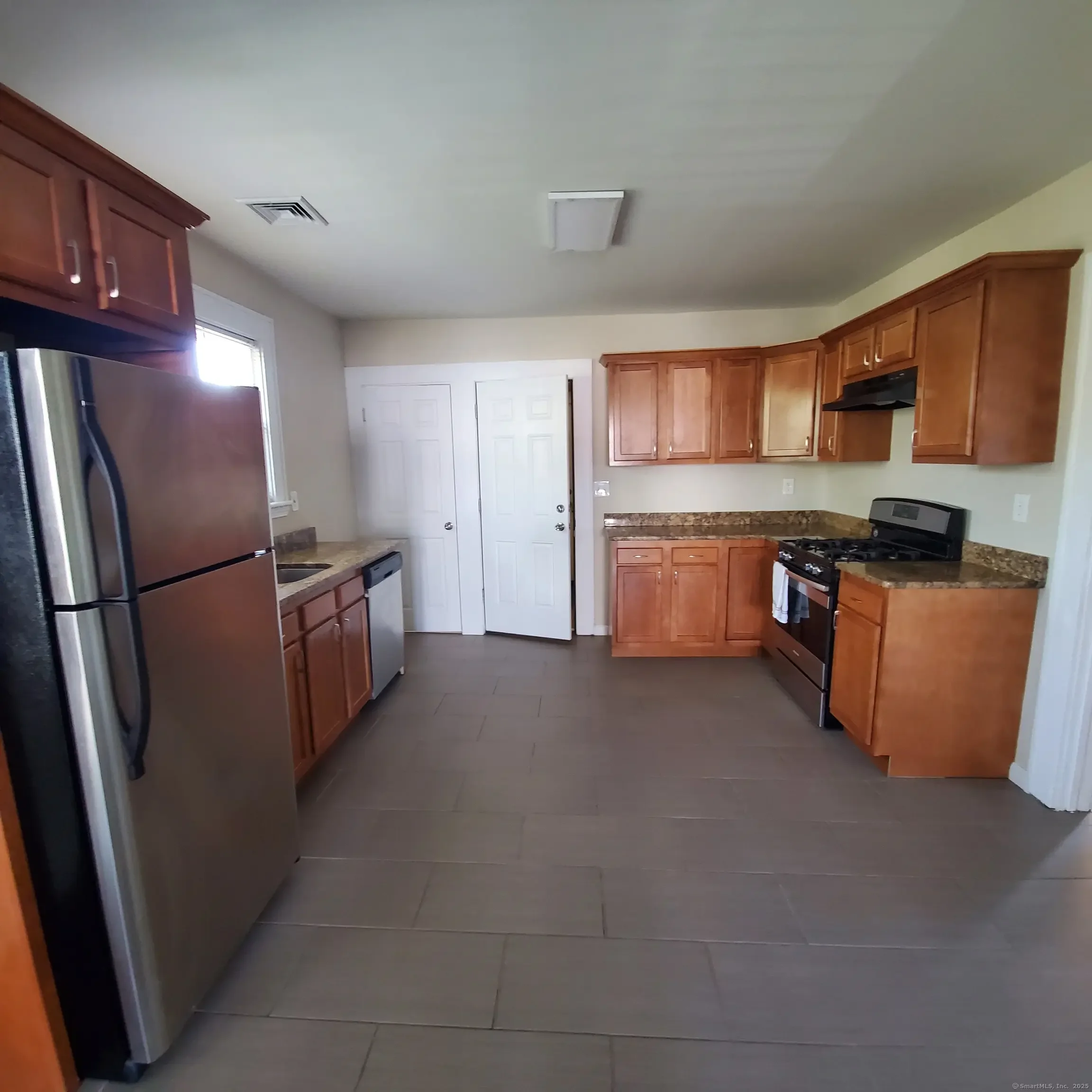 89 Mary Avenue, Stratford