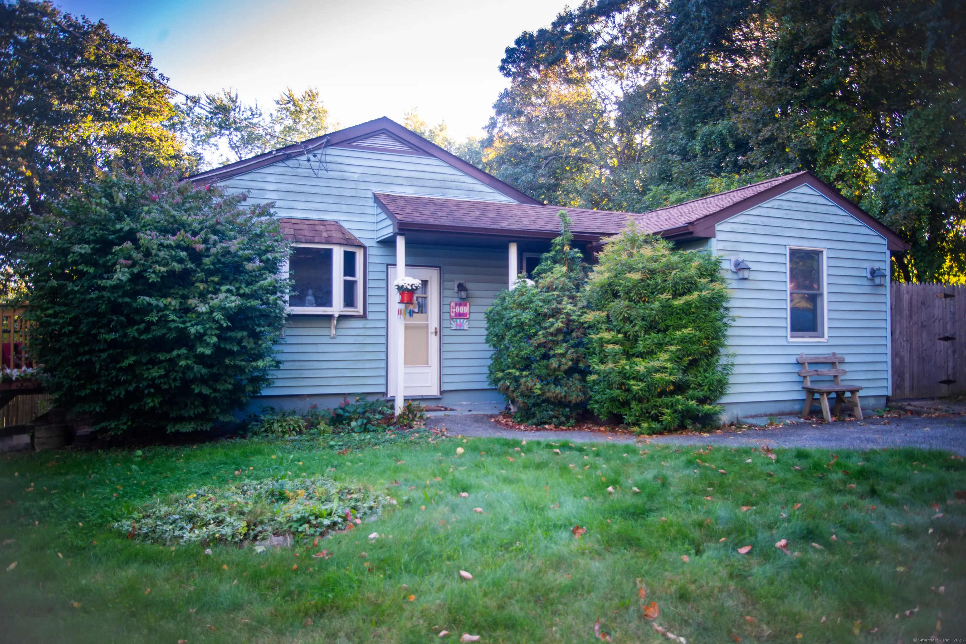 19 Upper Butcher Road, Ellington