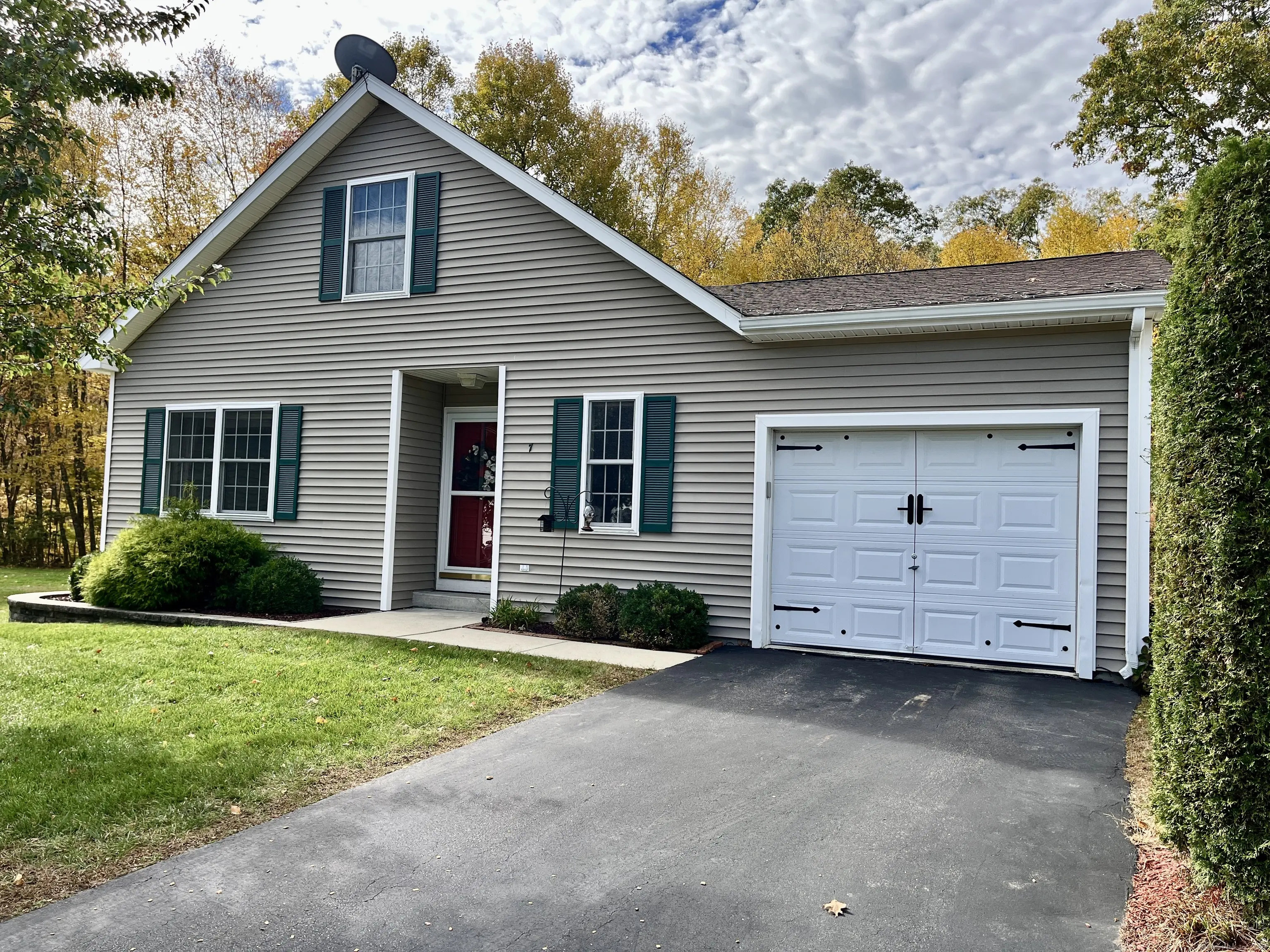7 Trading Cove Circle 7, Norwich