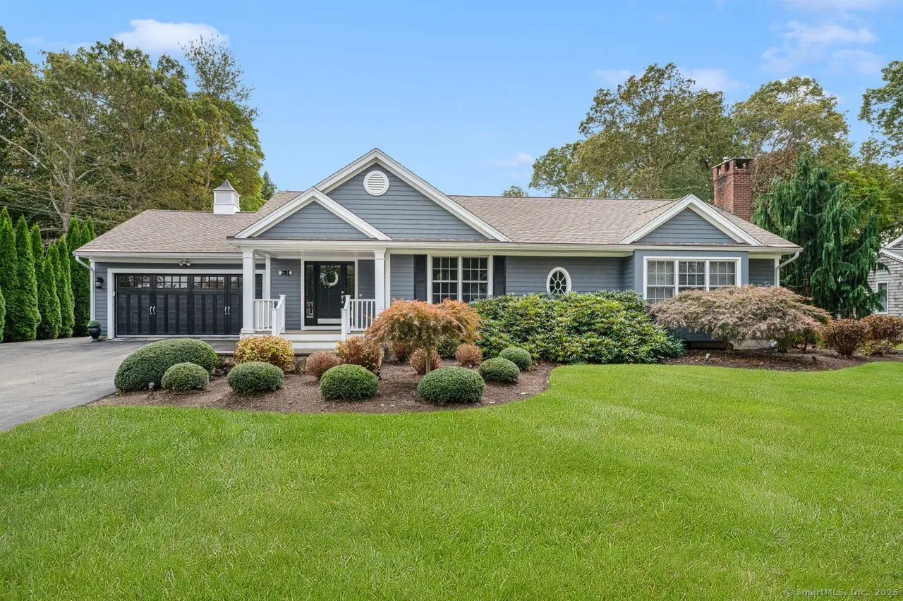 53 Westwood Drive, Groton