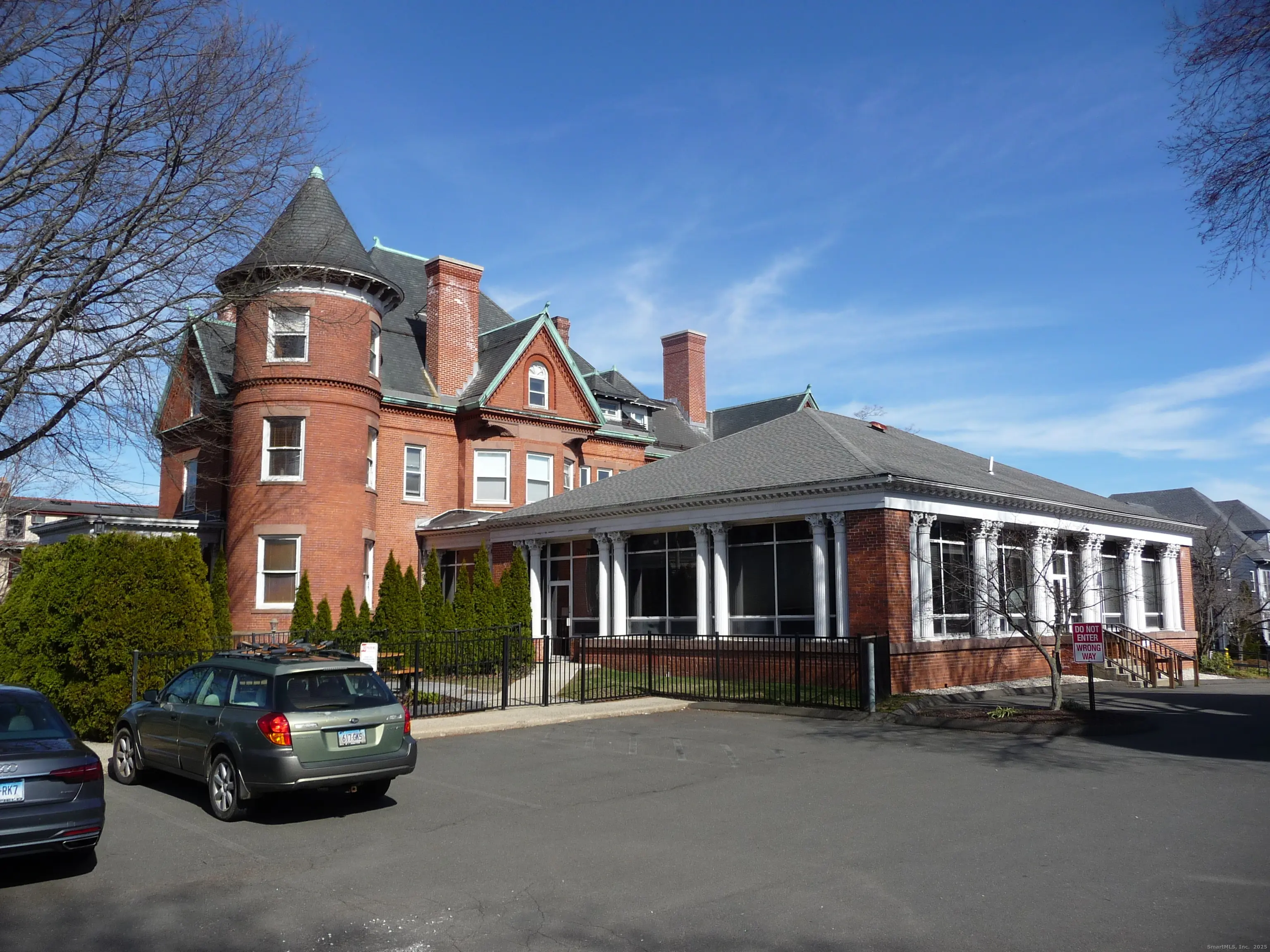 389 Whitney Avenue, New Haven