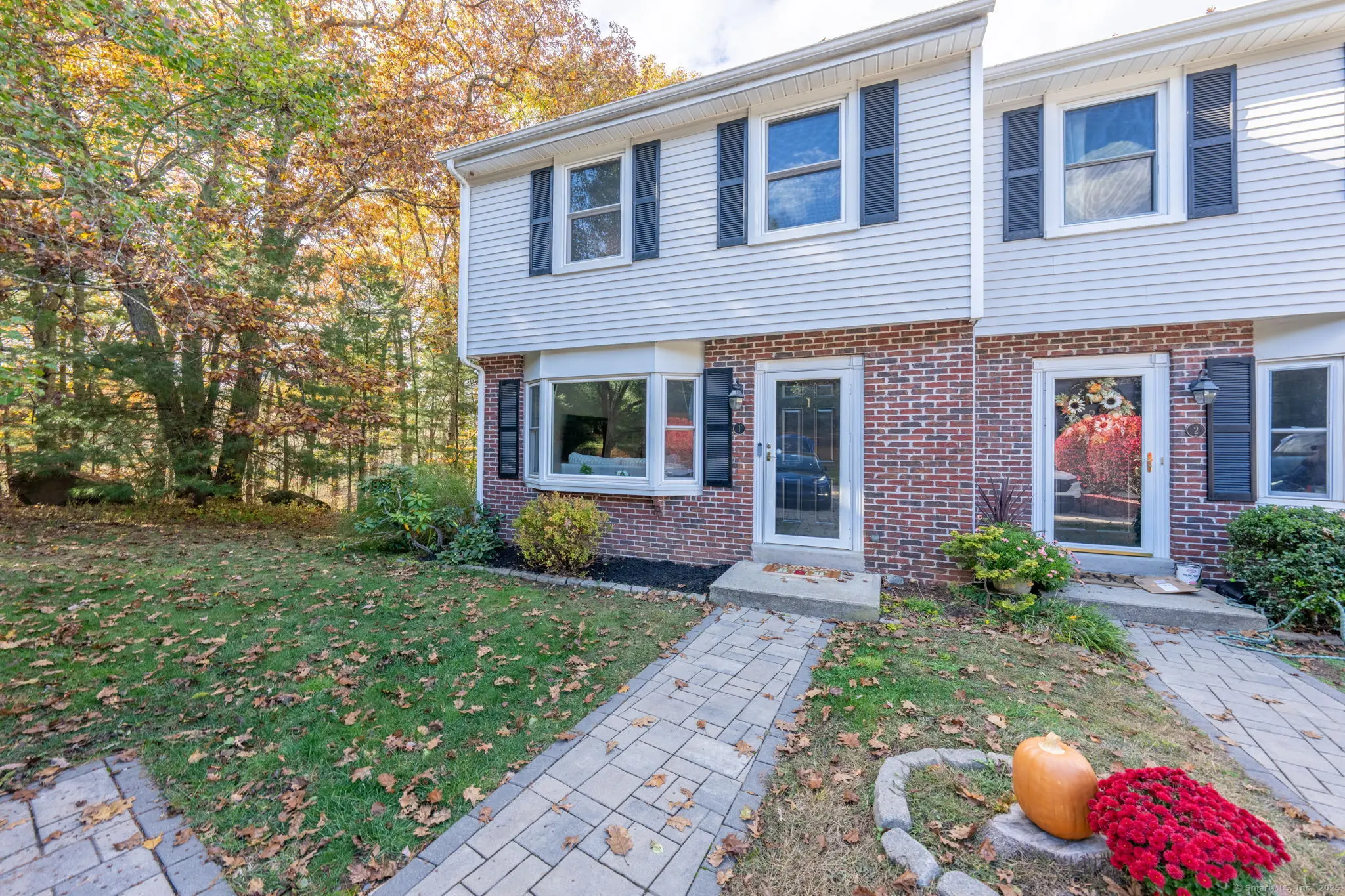 1 Mohawk Trail 1, Marlborough