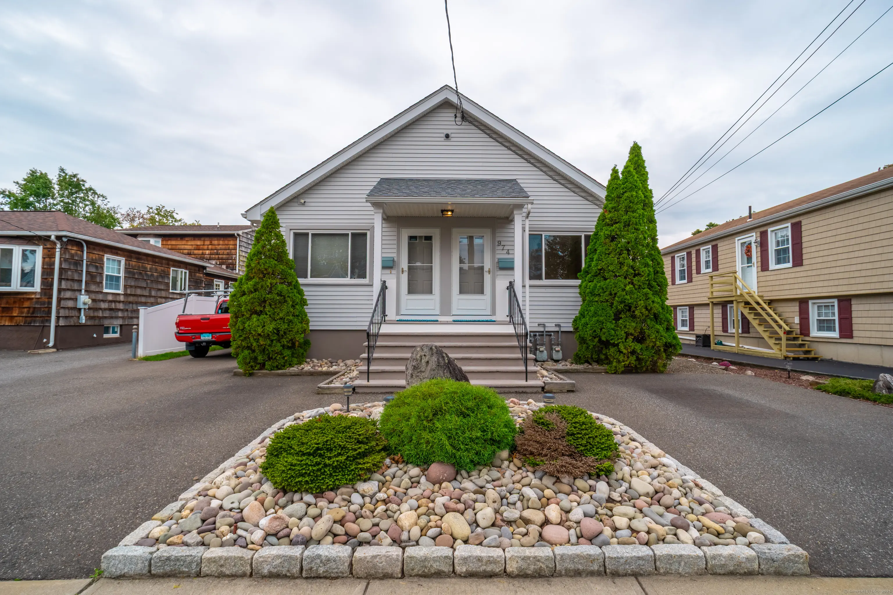 974 East Broadway, Milford