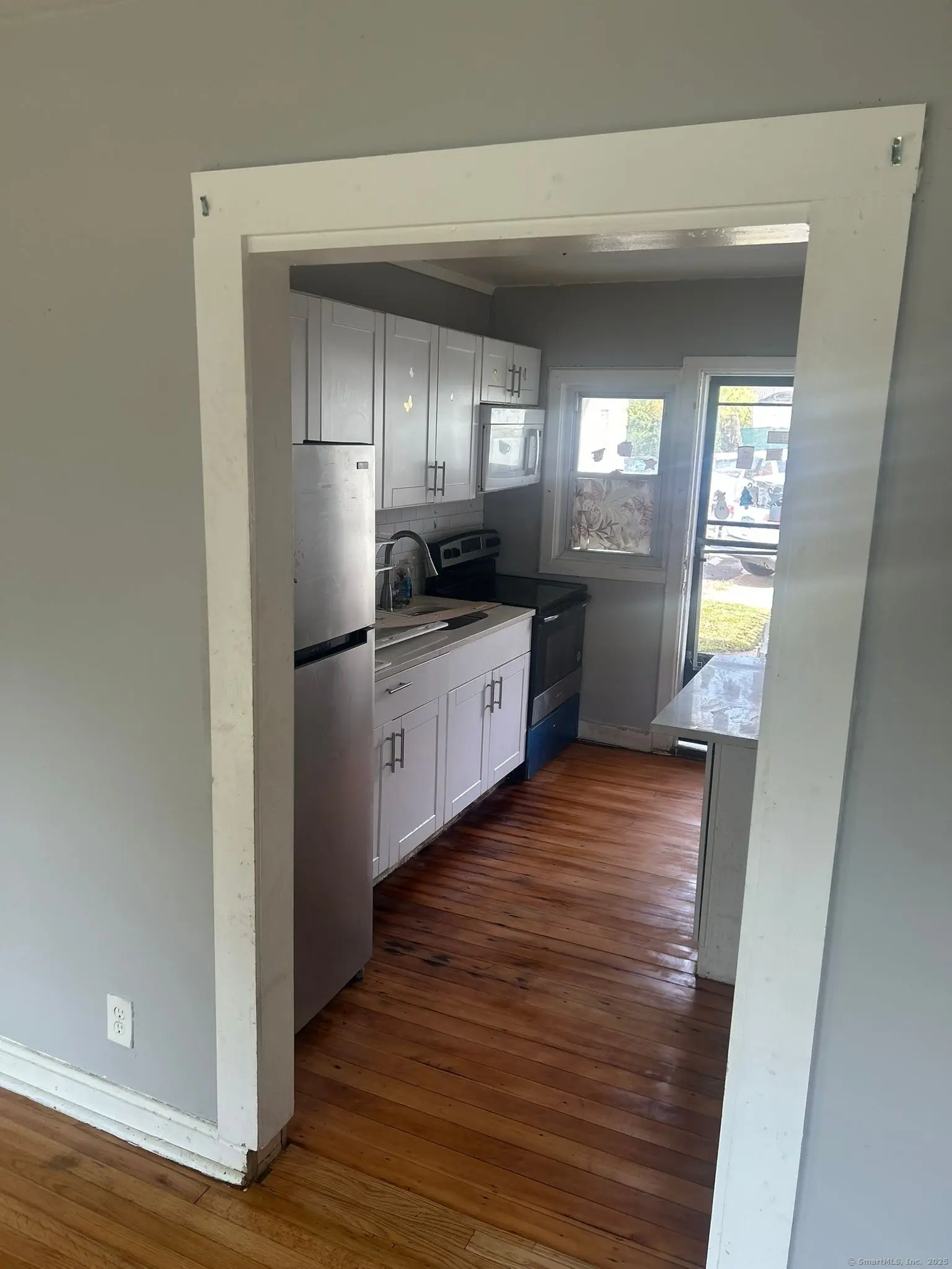 942 William Street Apt A, Bridgeport