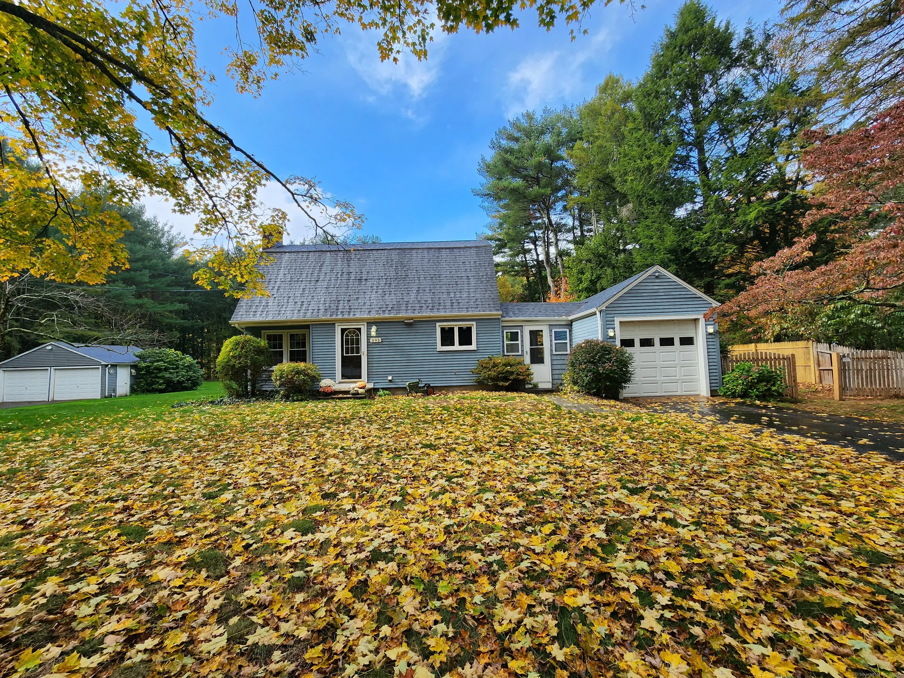 395 Bushy Hill Road, Simsbury