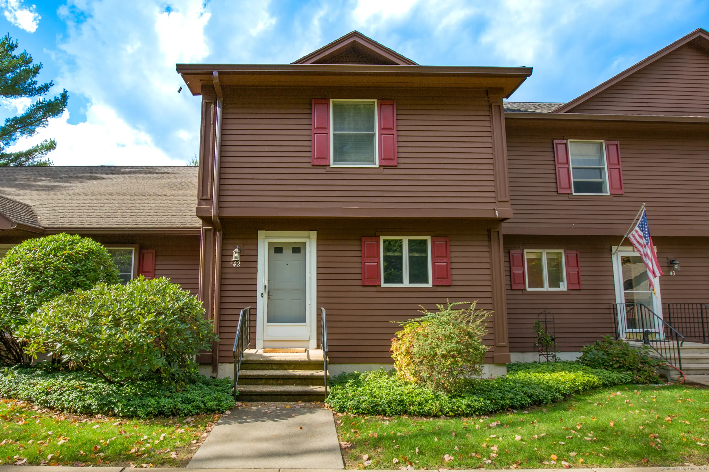 42 Candlewood Drive 42, Enfield