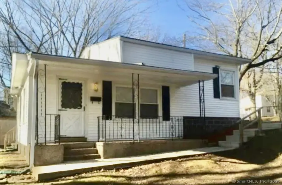 136 Rock Creek Road, New Haven