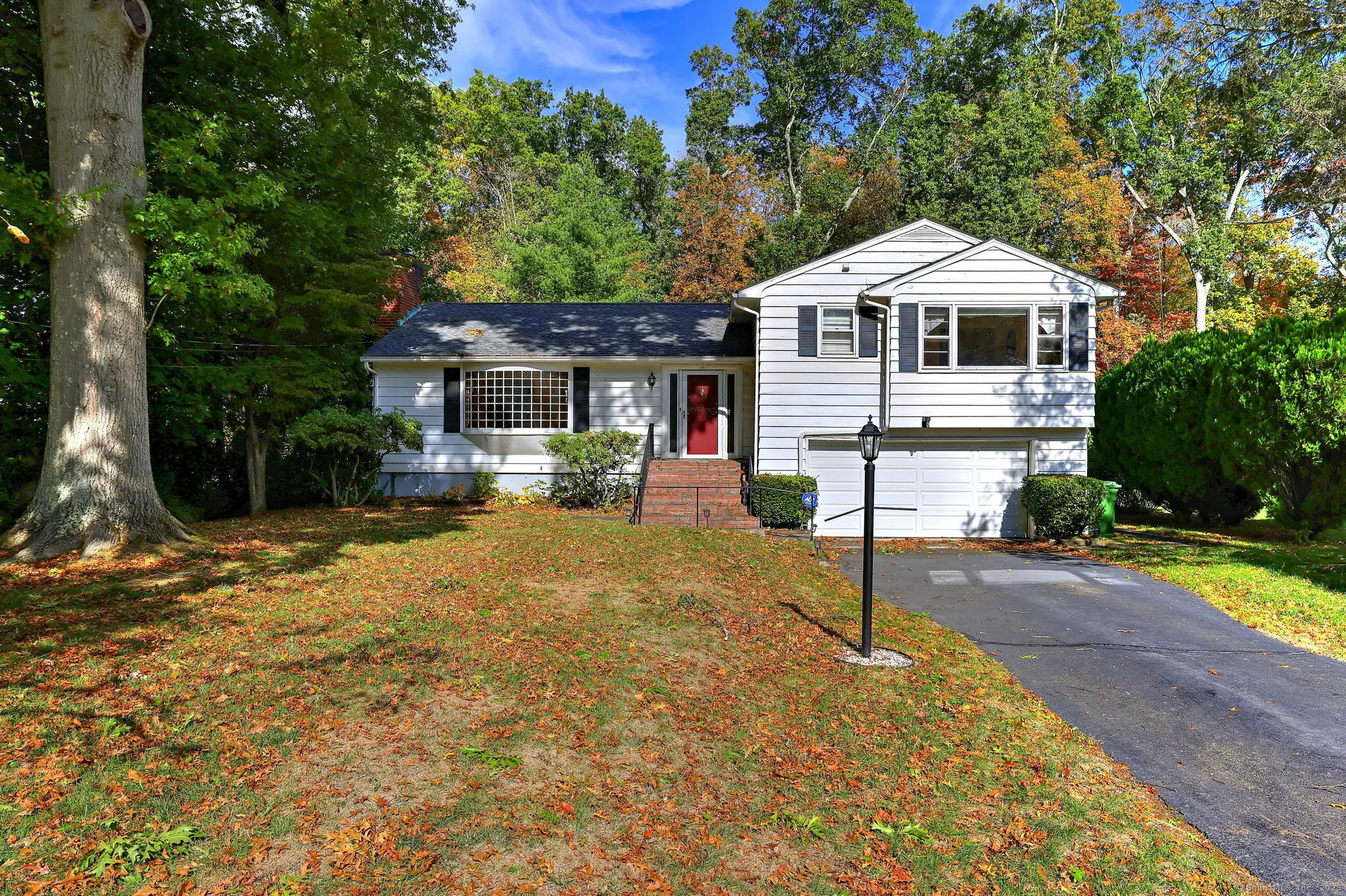 410 Waite Street, Hamden