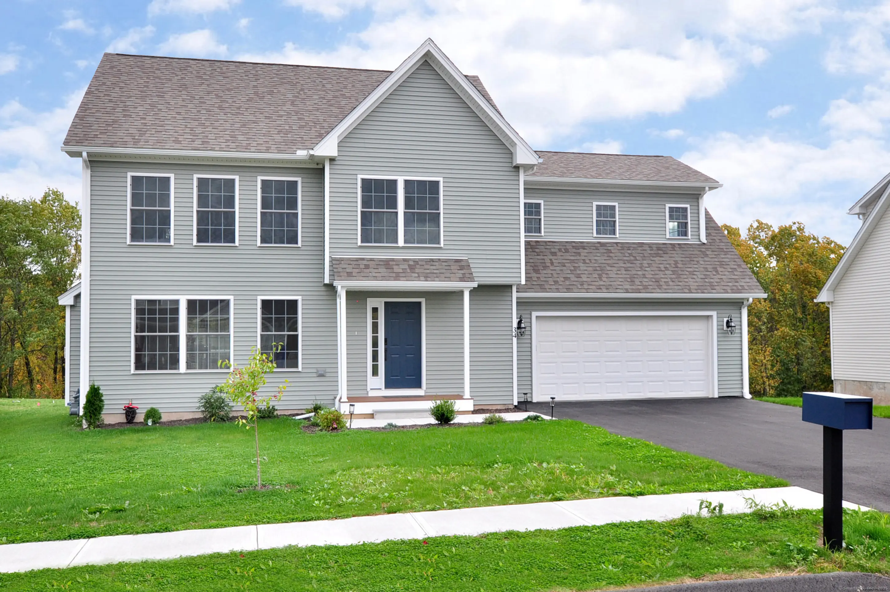 34 West River Road, East Windsor