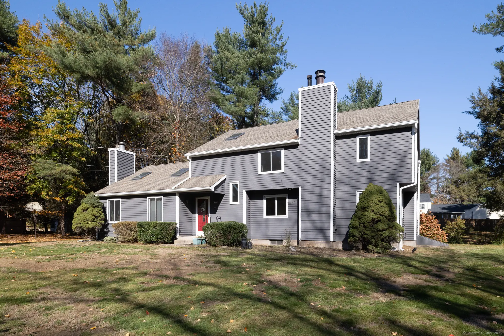 18 Meadowlark Road, Simsbury