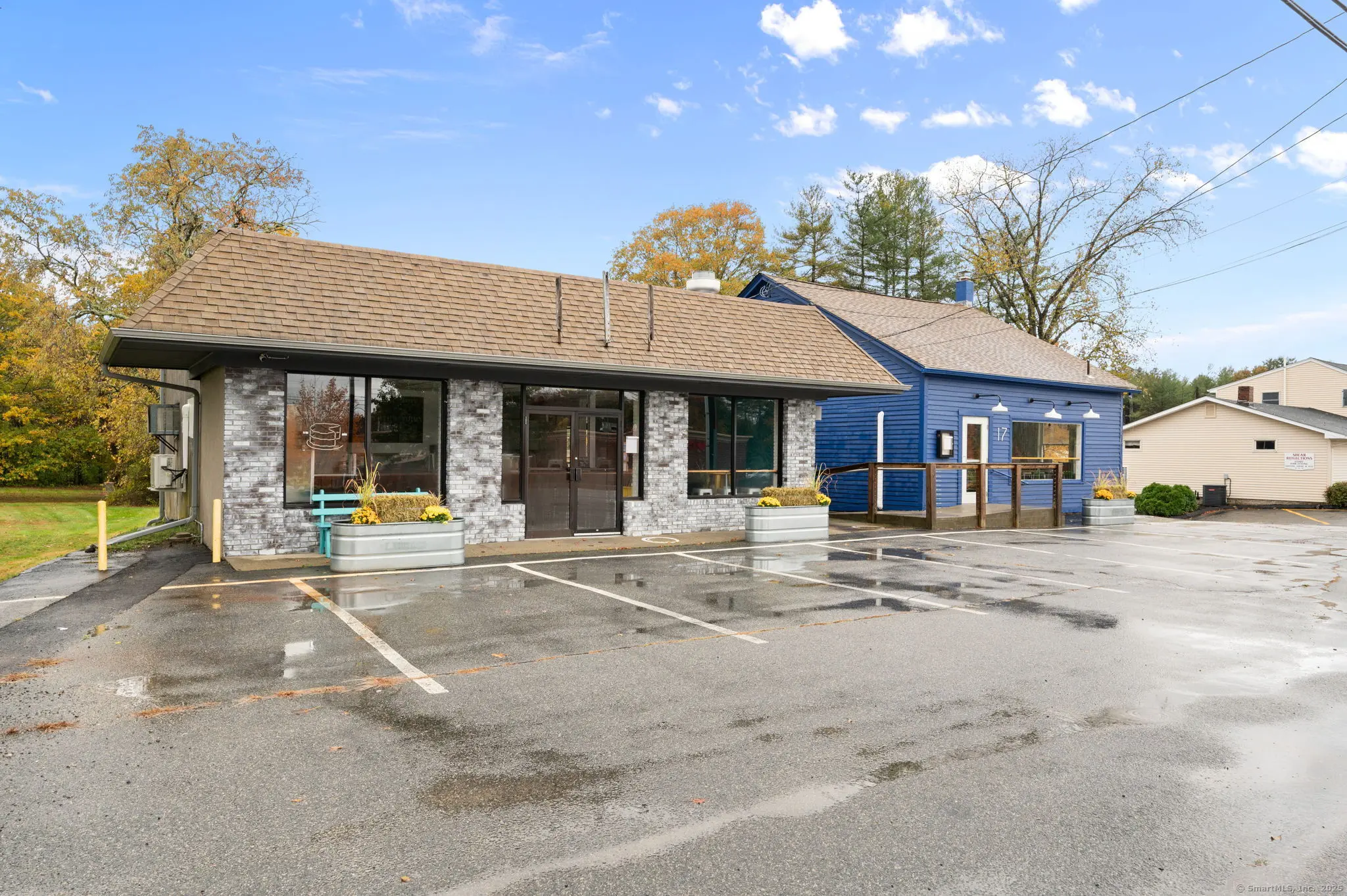 17 South Main Street, Brooklyn